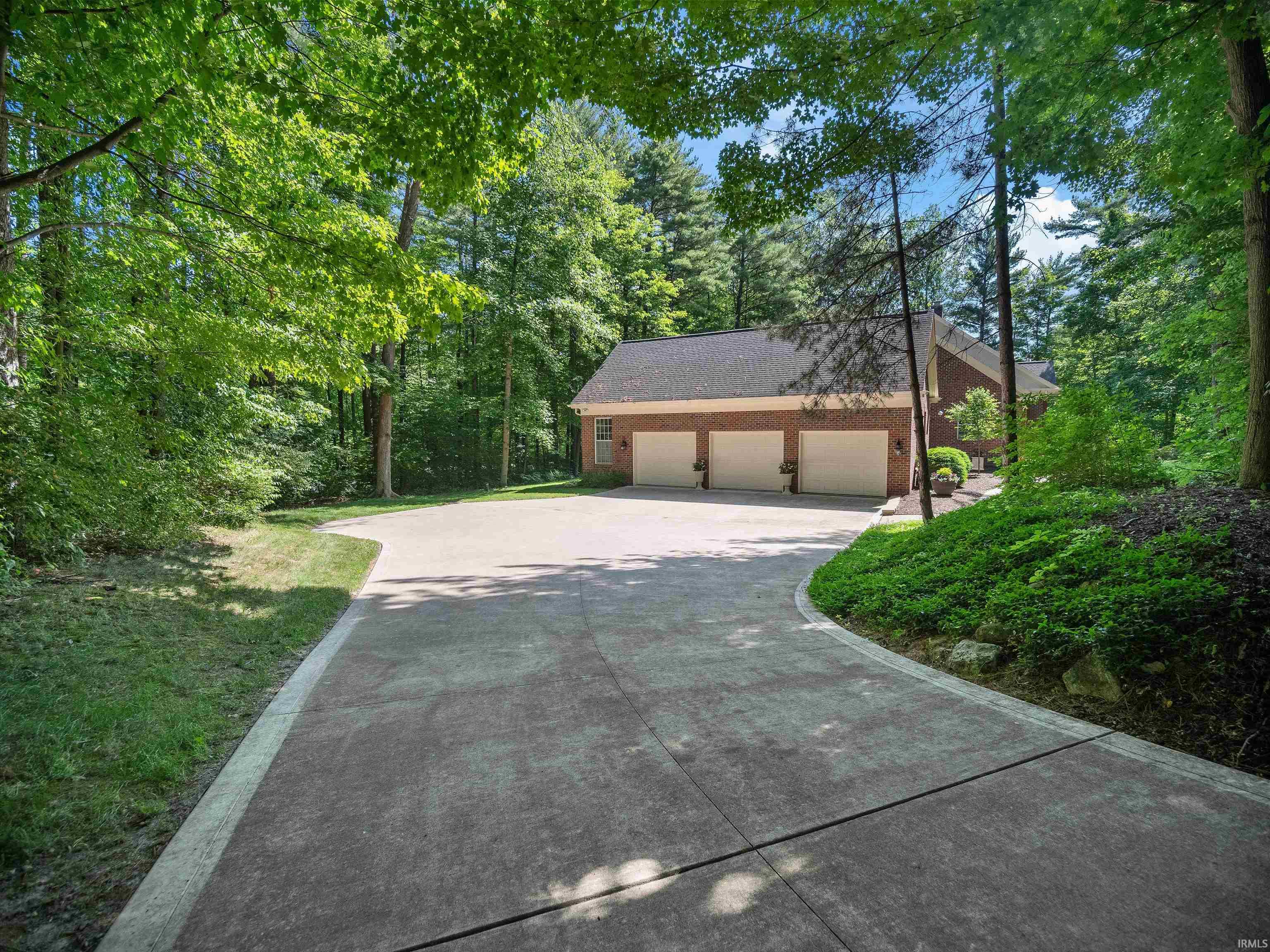 13820 Spring Hollow