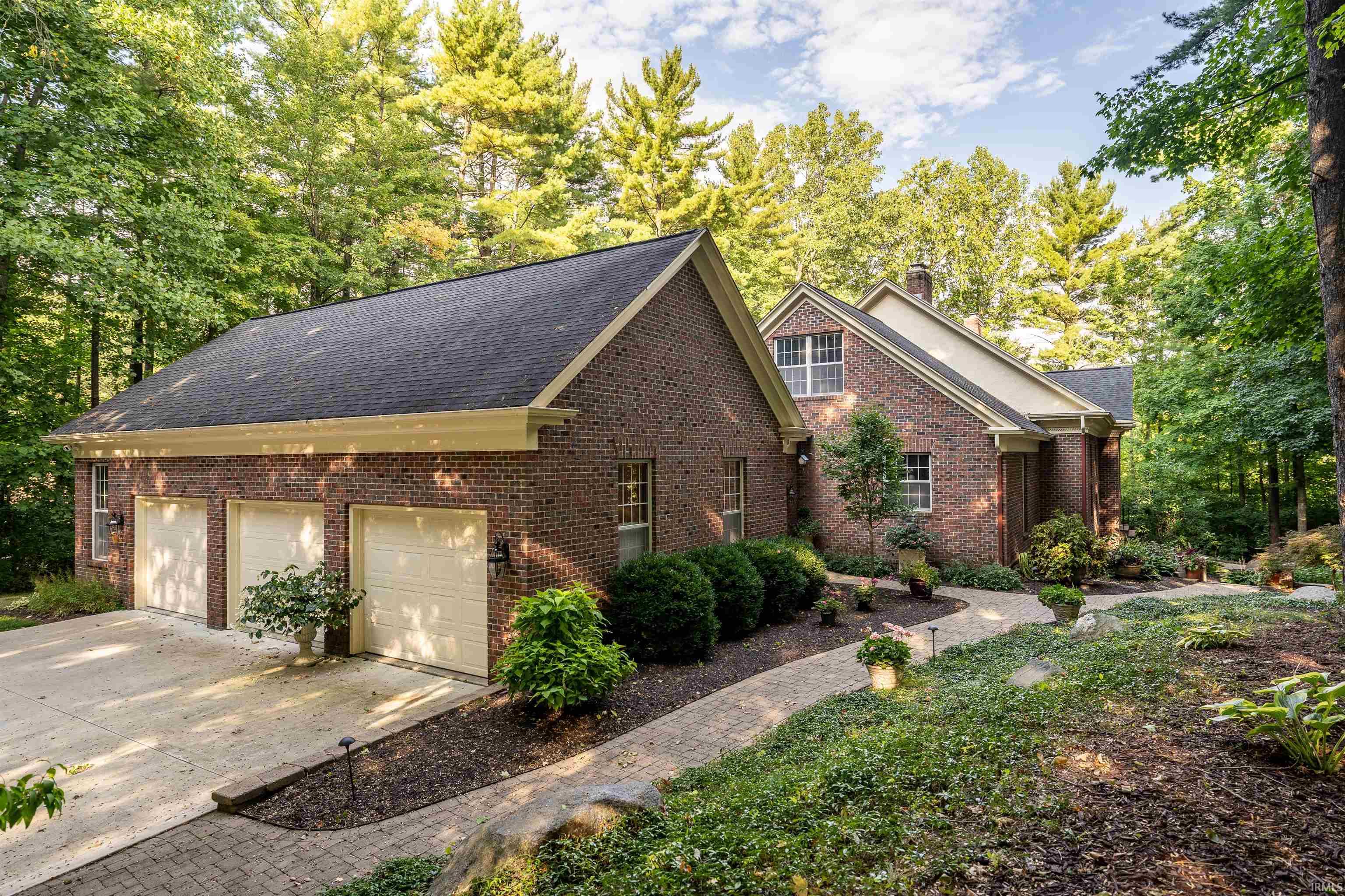 13820 Spring Hollow