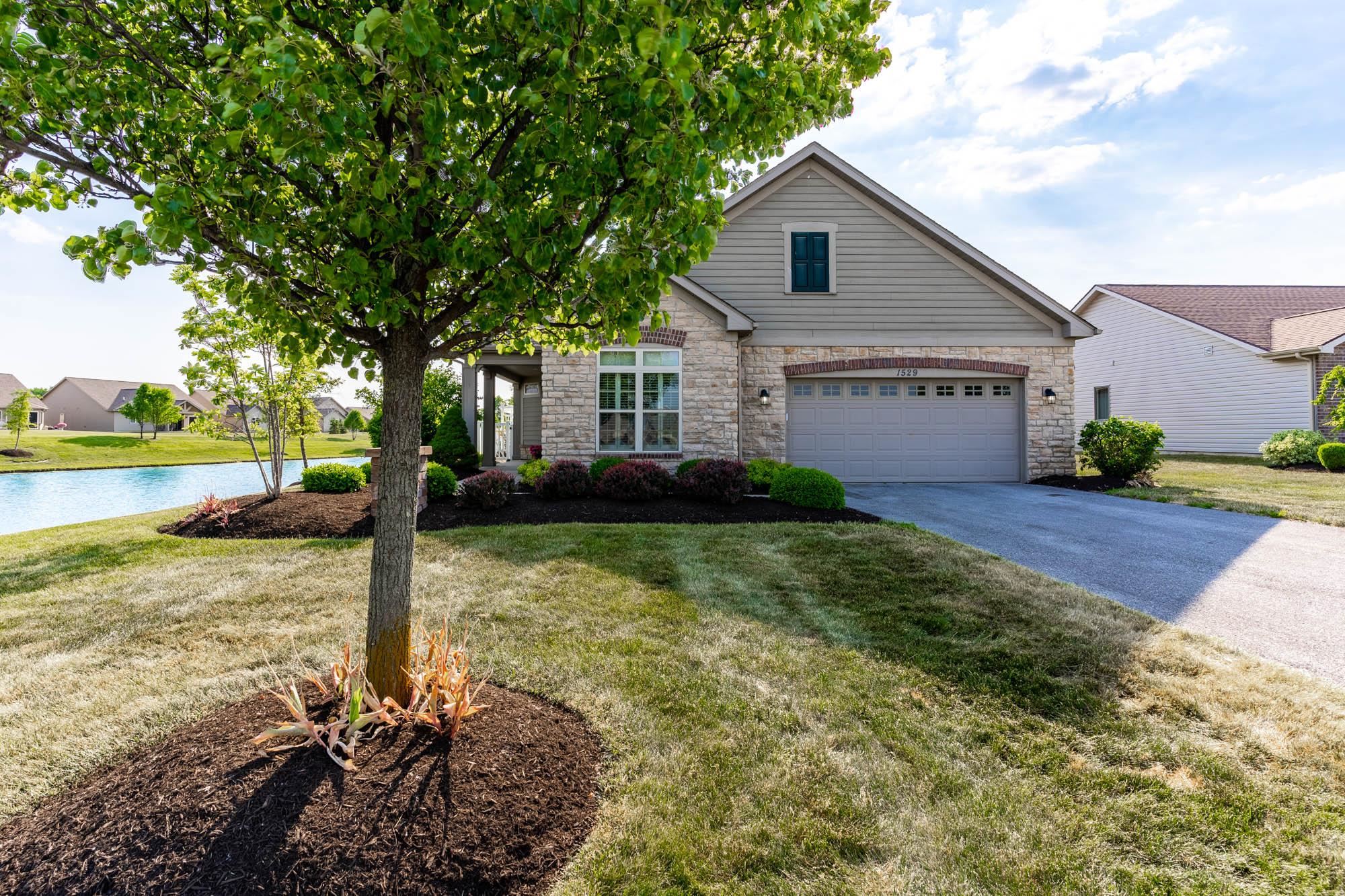 1529 Summit Reserve