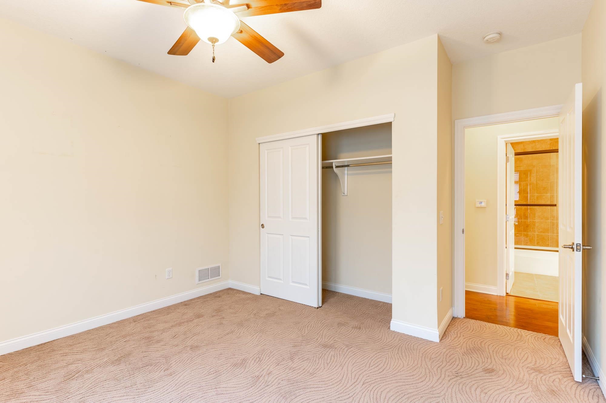 1529 Summit Reserve