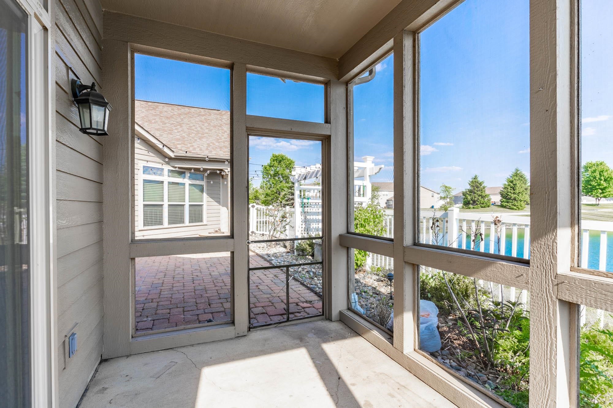 1529 Summit Reserve