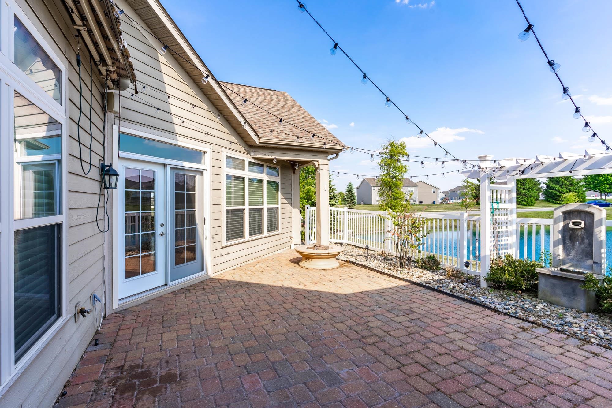 1529 Summit Reserve