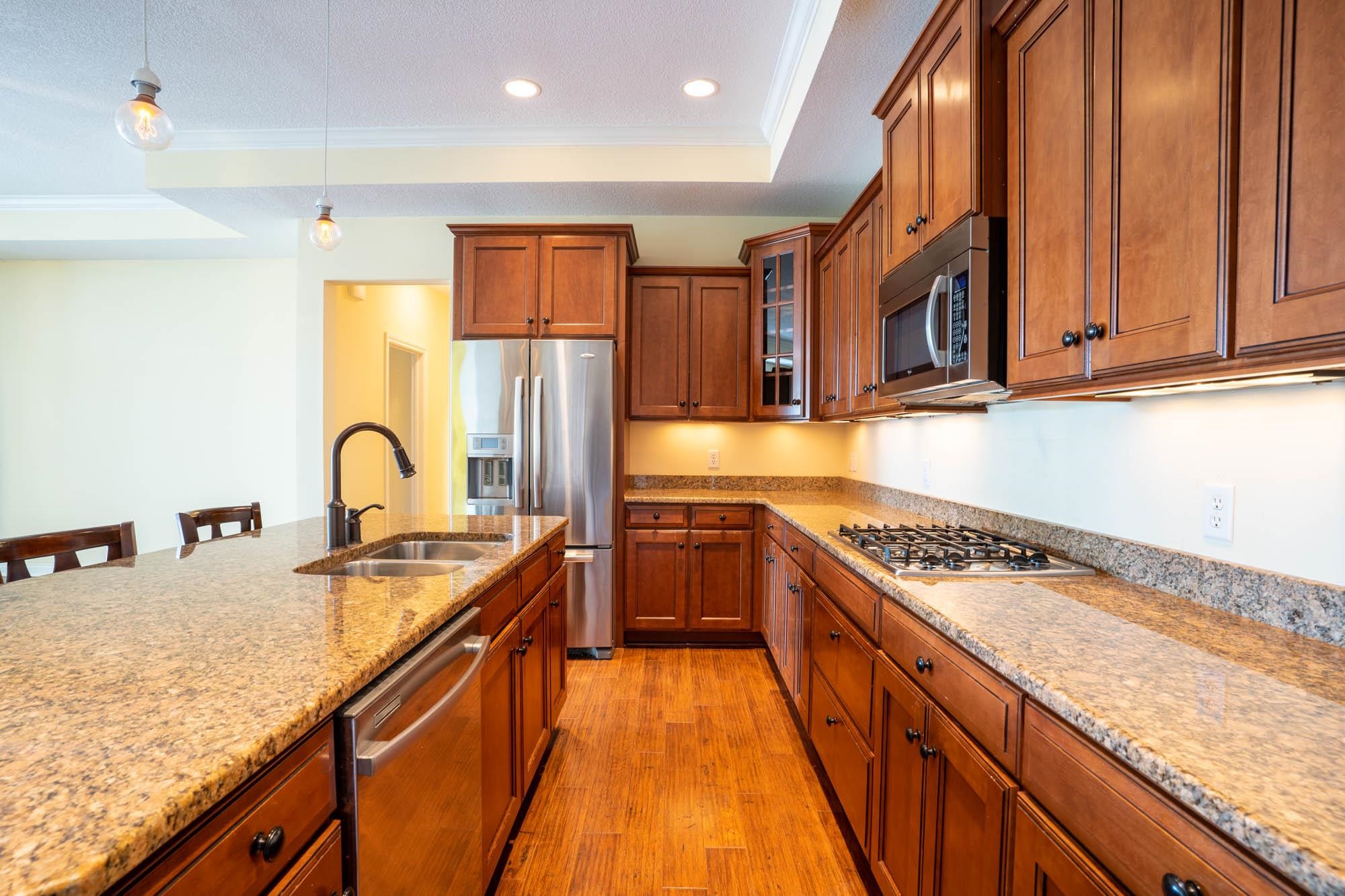 1529 Summit Reserve