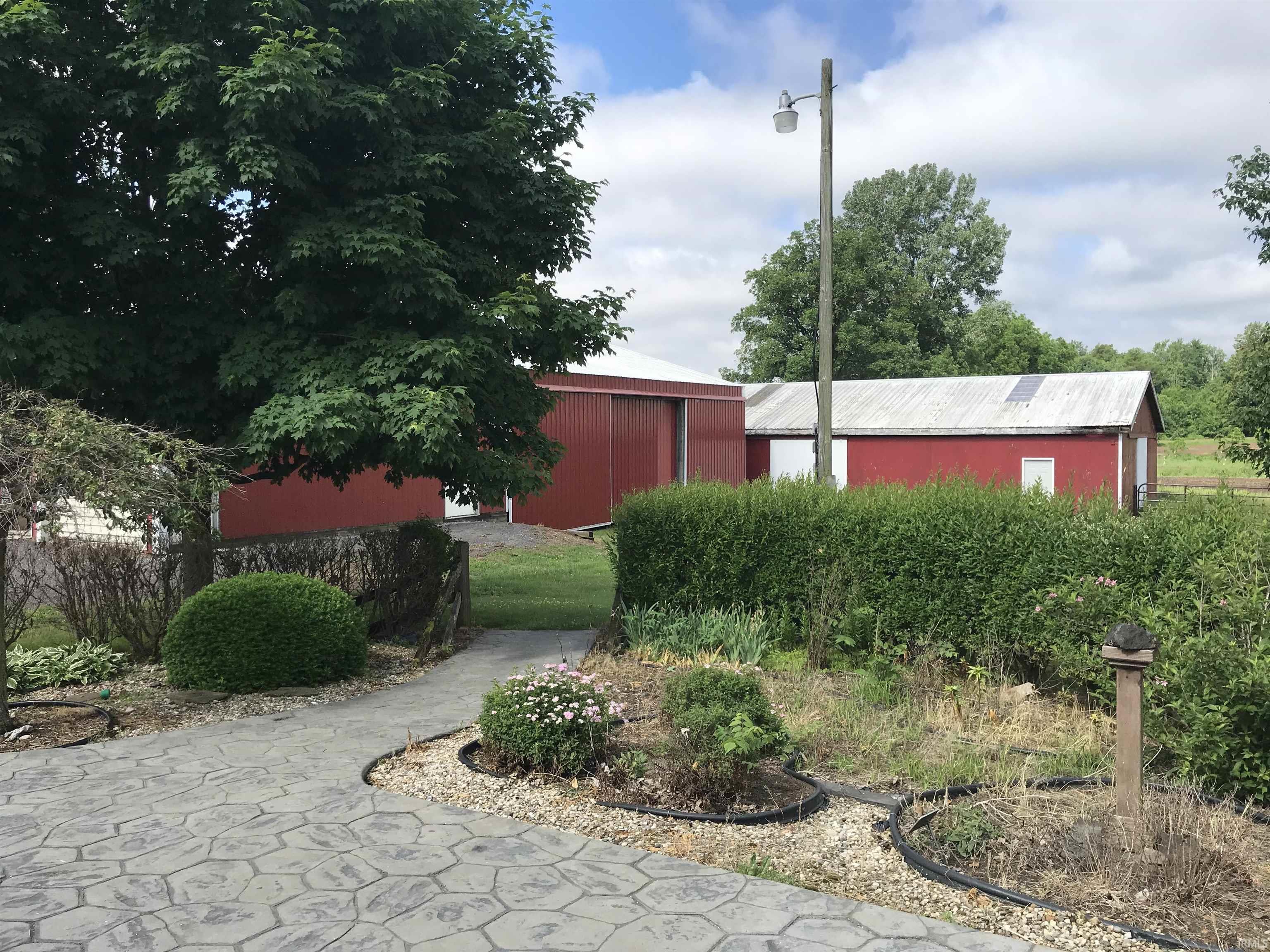 3231 Sycamore