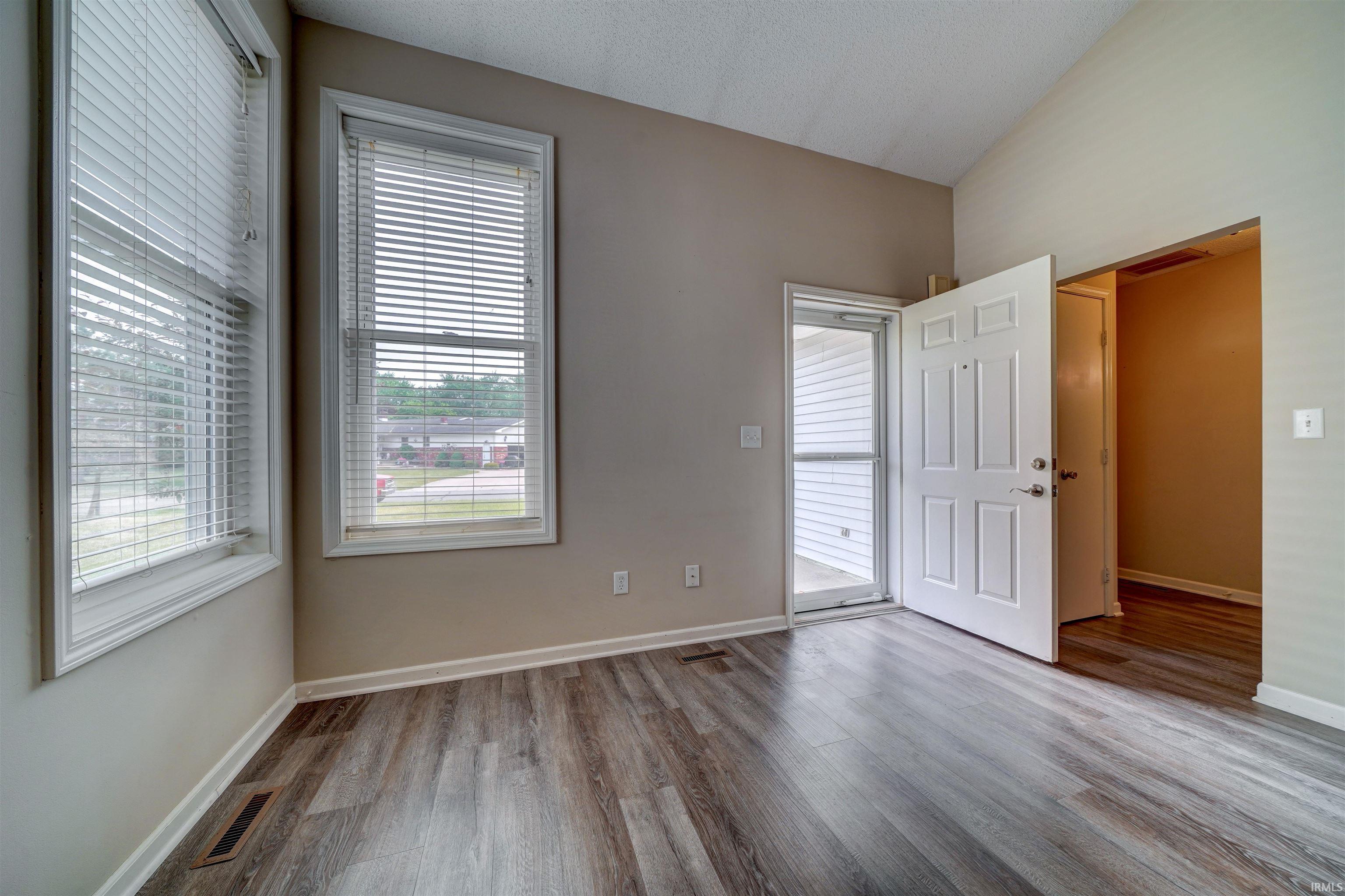 812 Apple Hill, Apt 1A