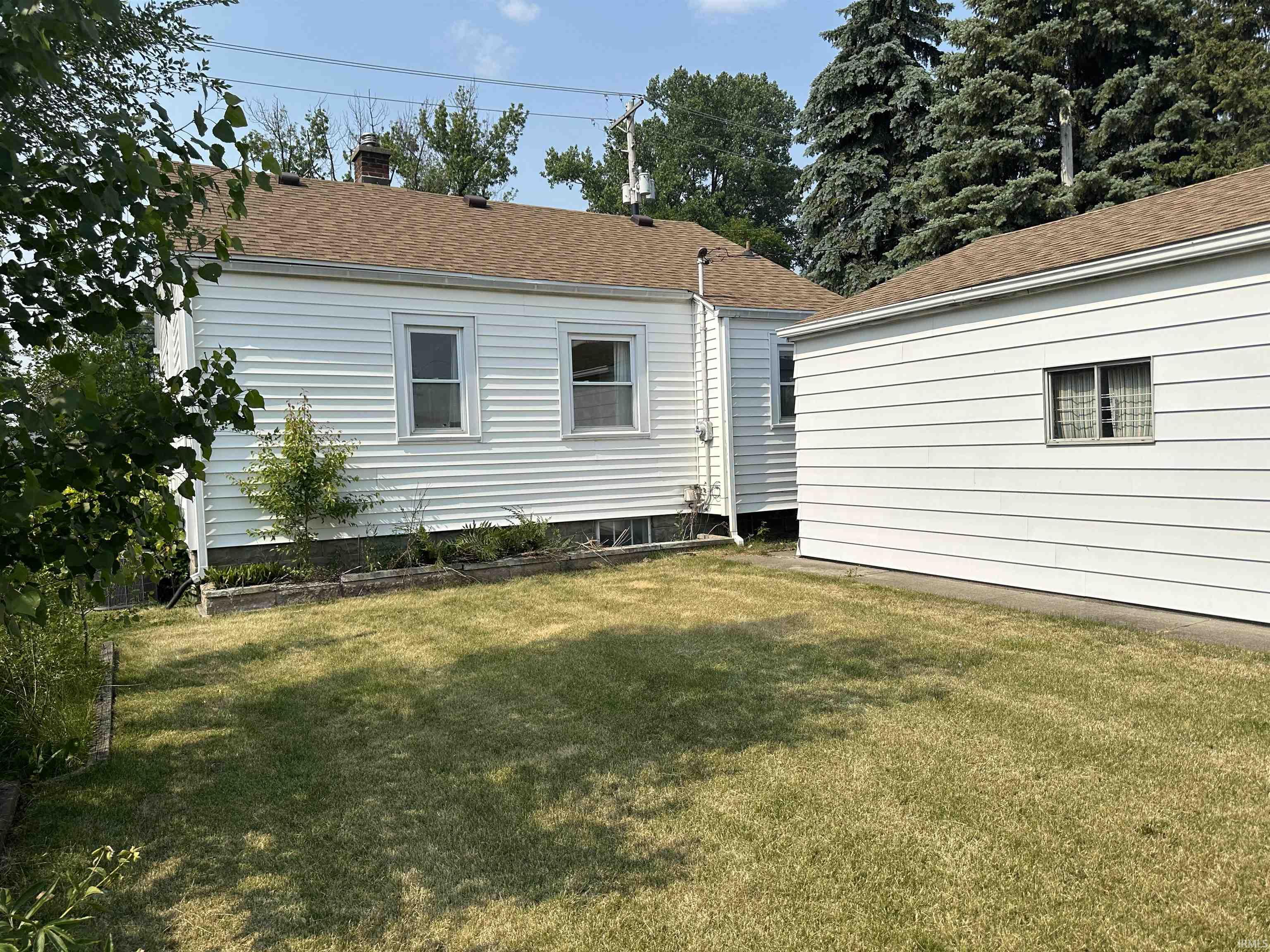 927 Clayton