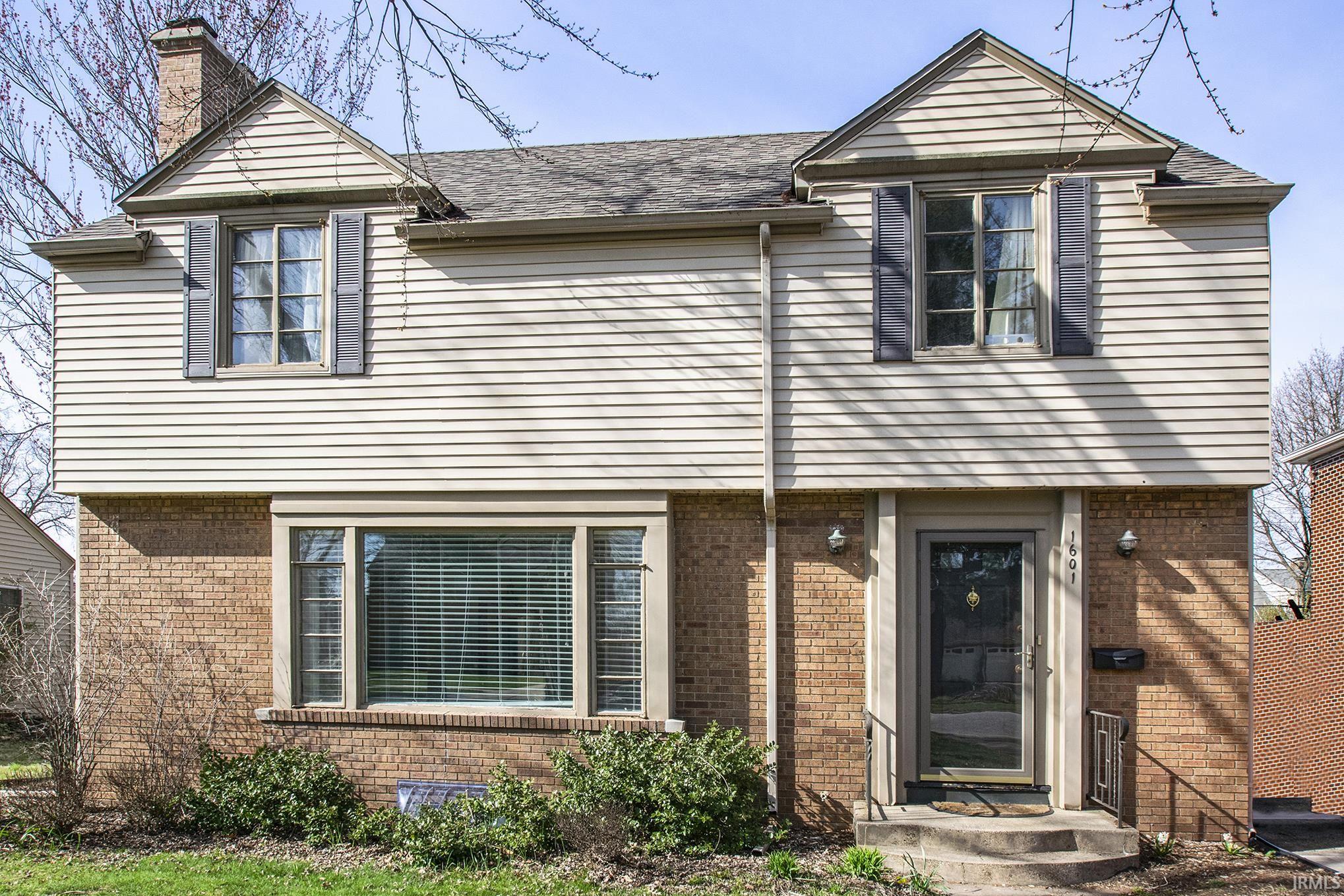 1601 Cedar