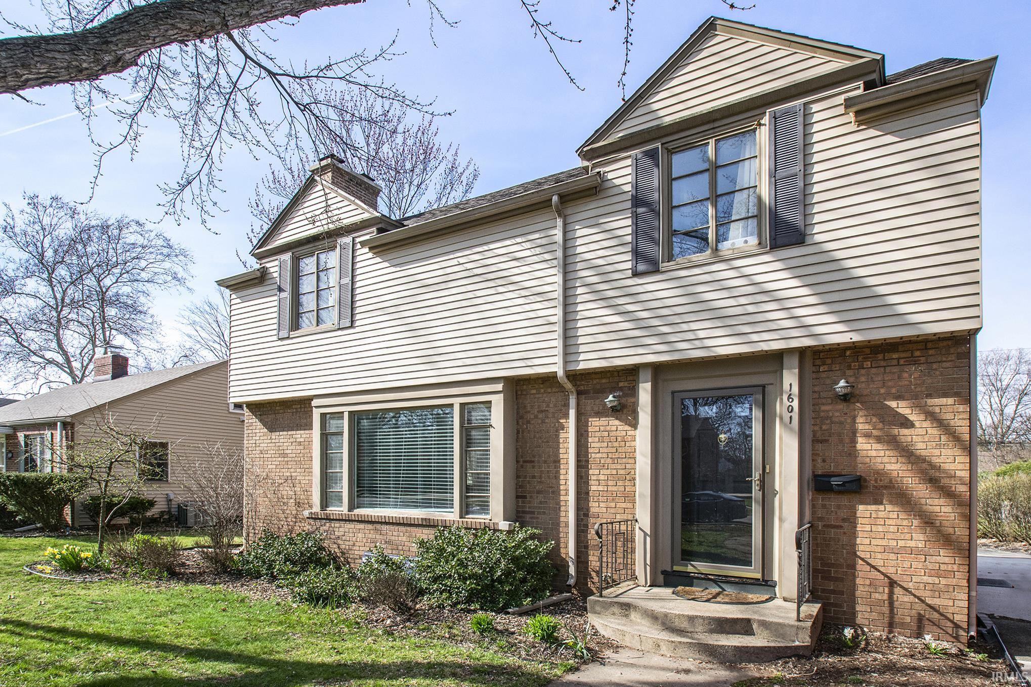 1601 Cedar