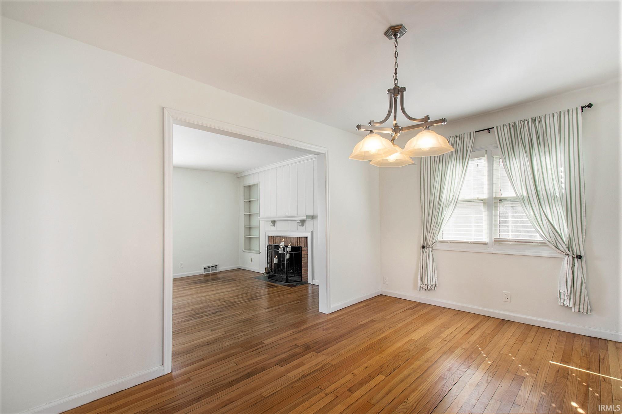 1601 Cedar