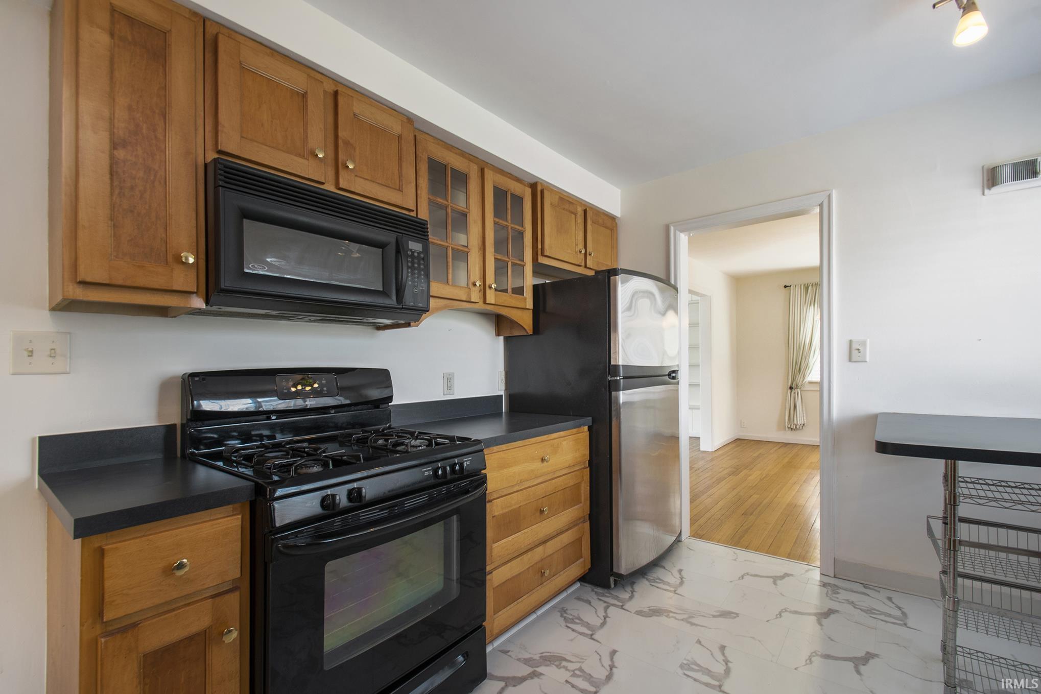 1601 Cedar