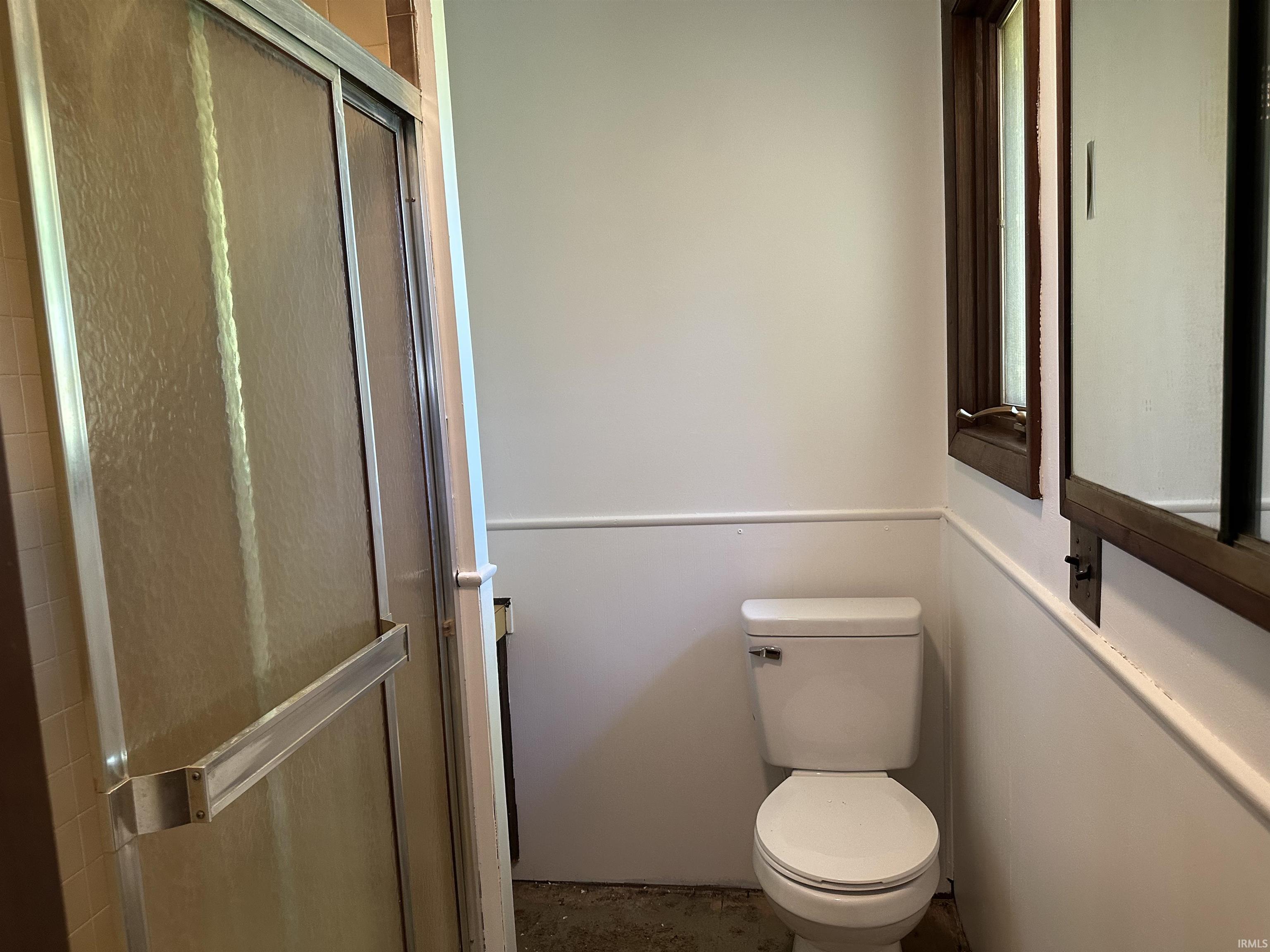 4221 Dalewood