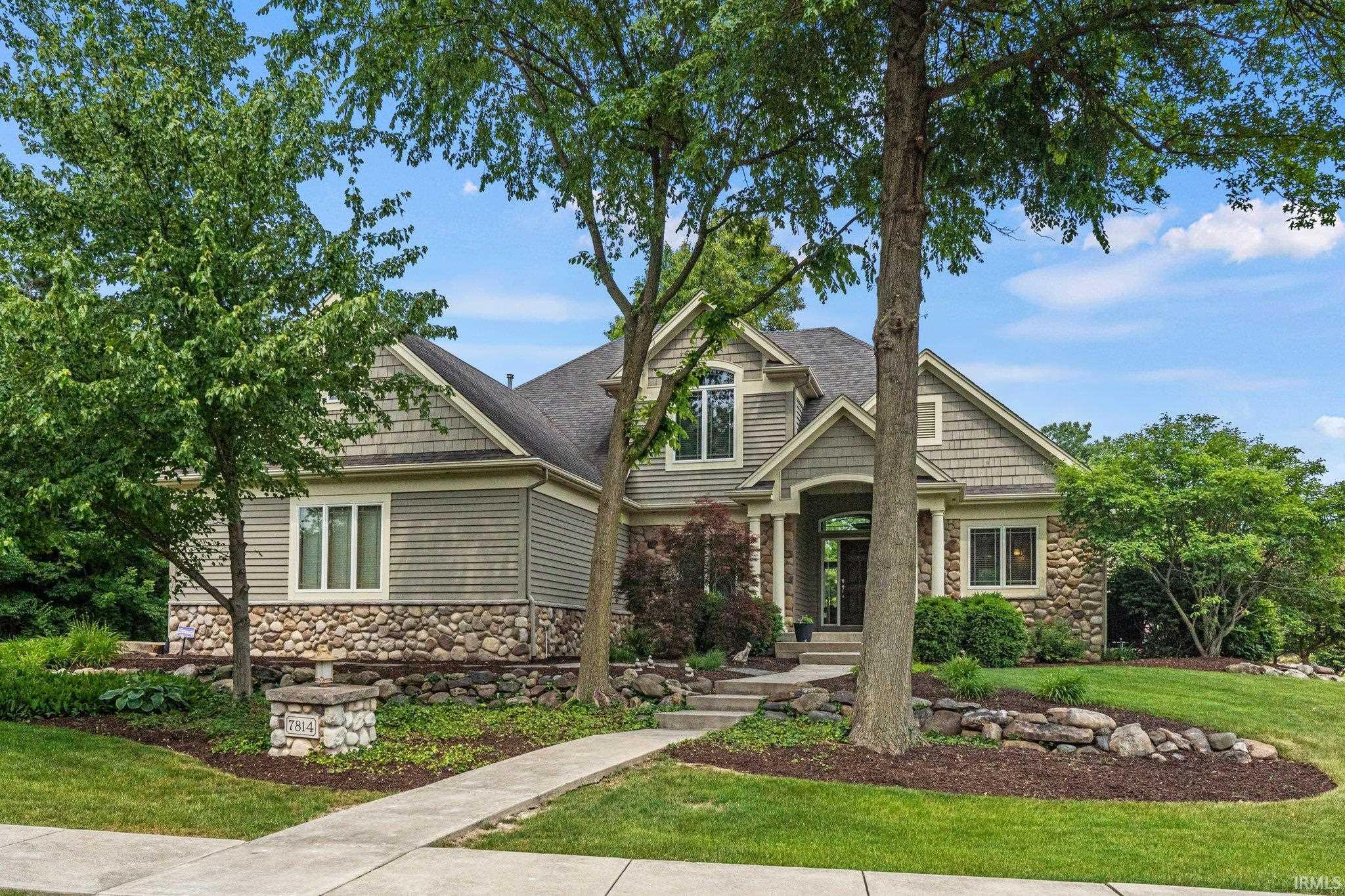 7814 Emerald Canyon