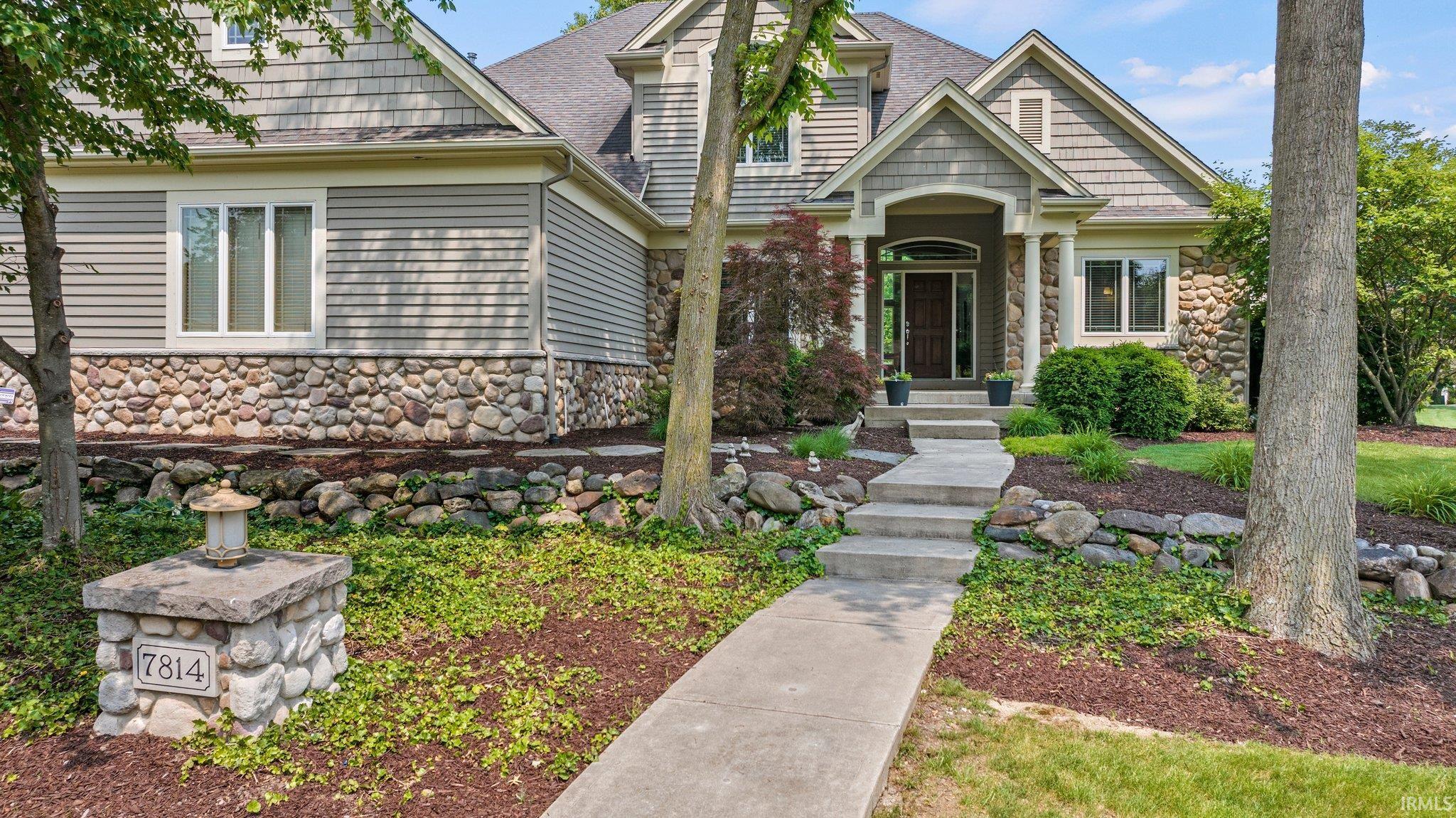 7814 Emerald Canyon