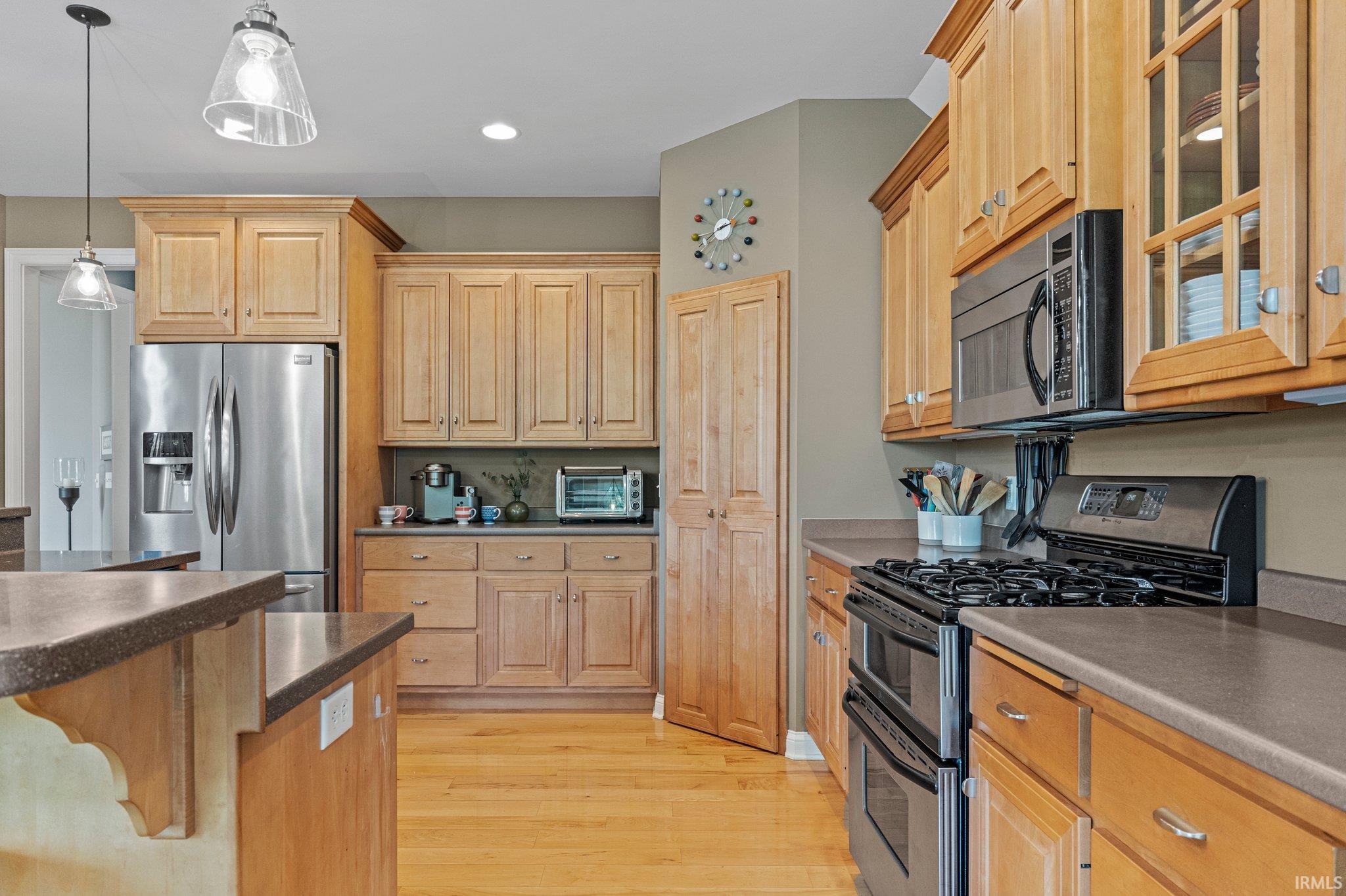 7814 Emerald Canyon