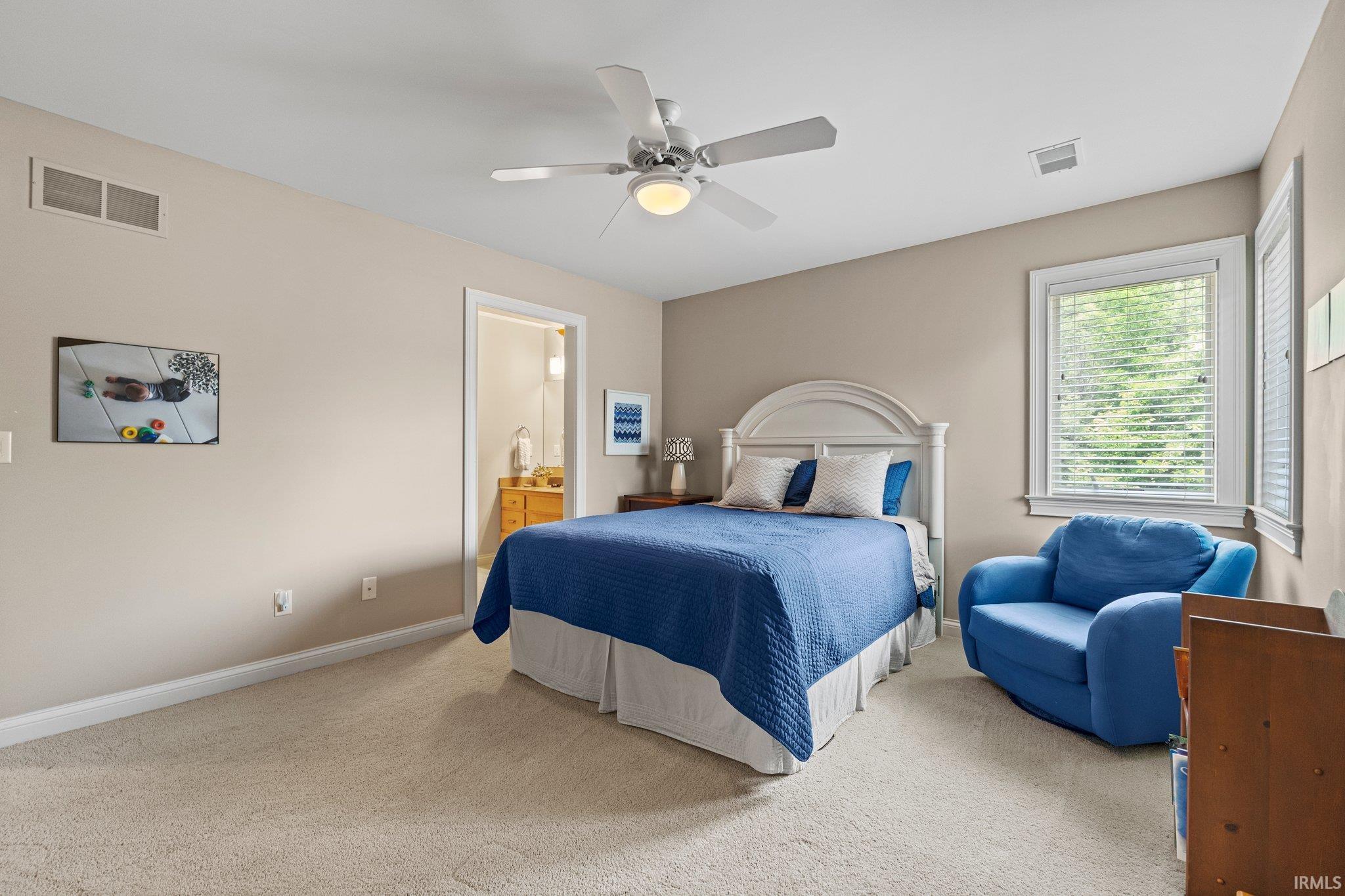 7814 Emerald Canyon