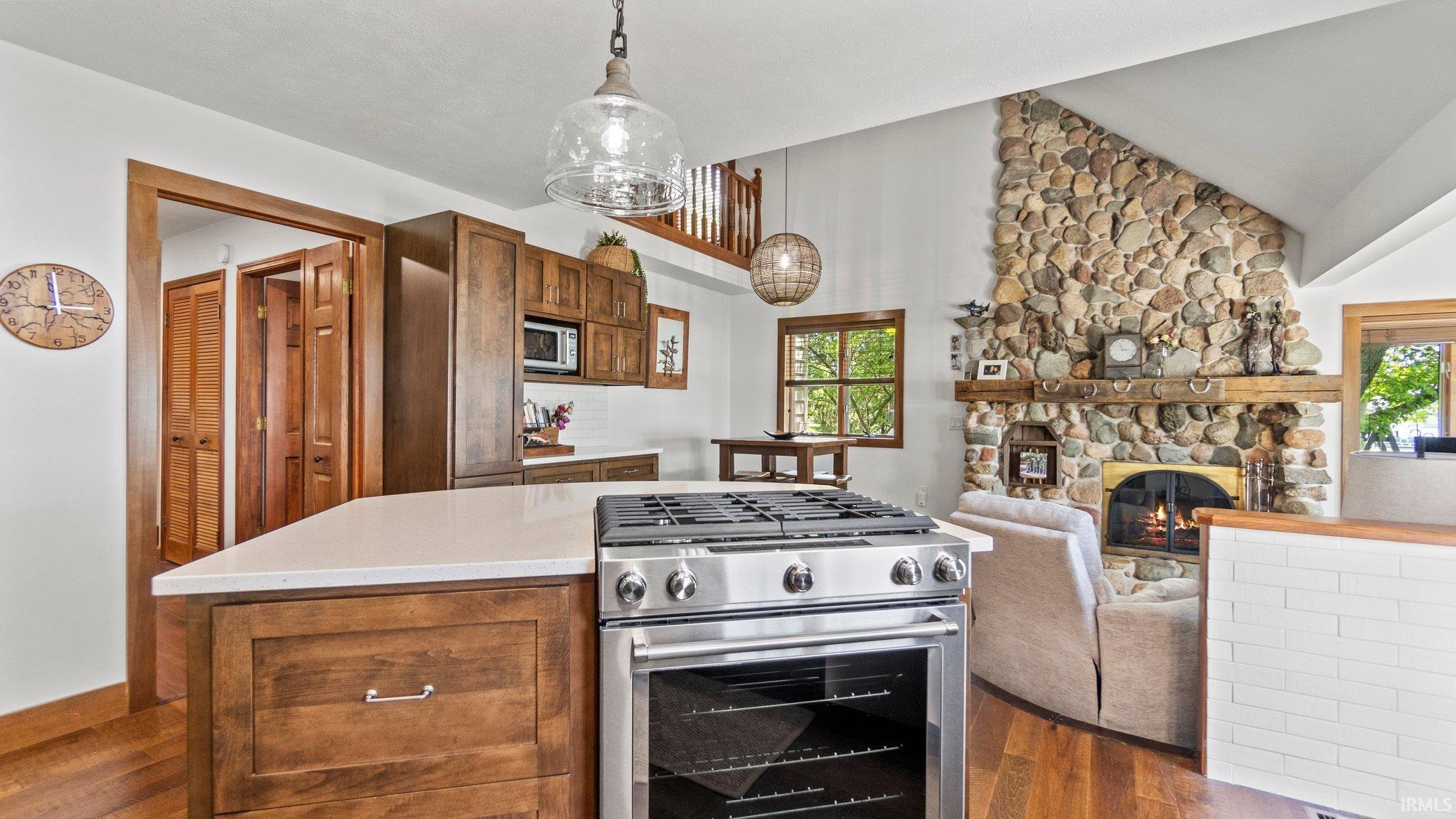 2757 Williamson