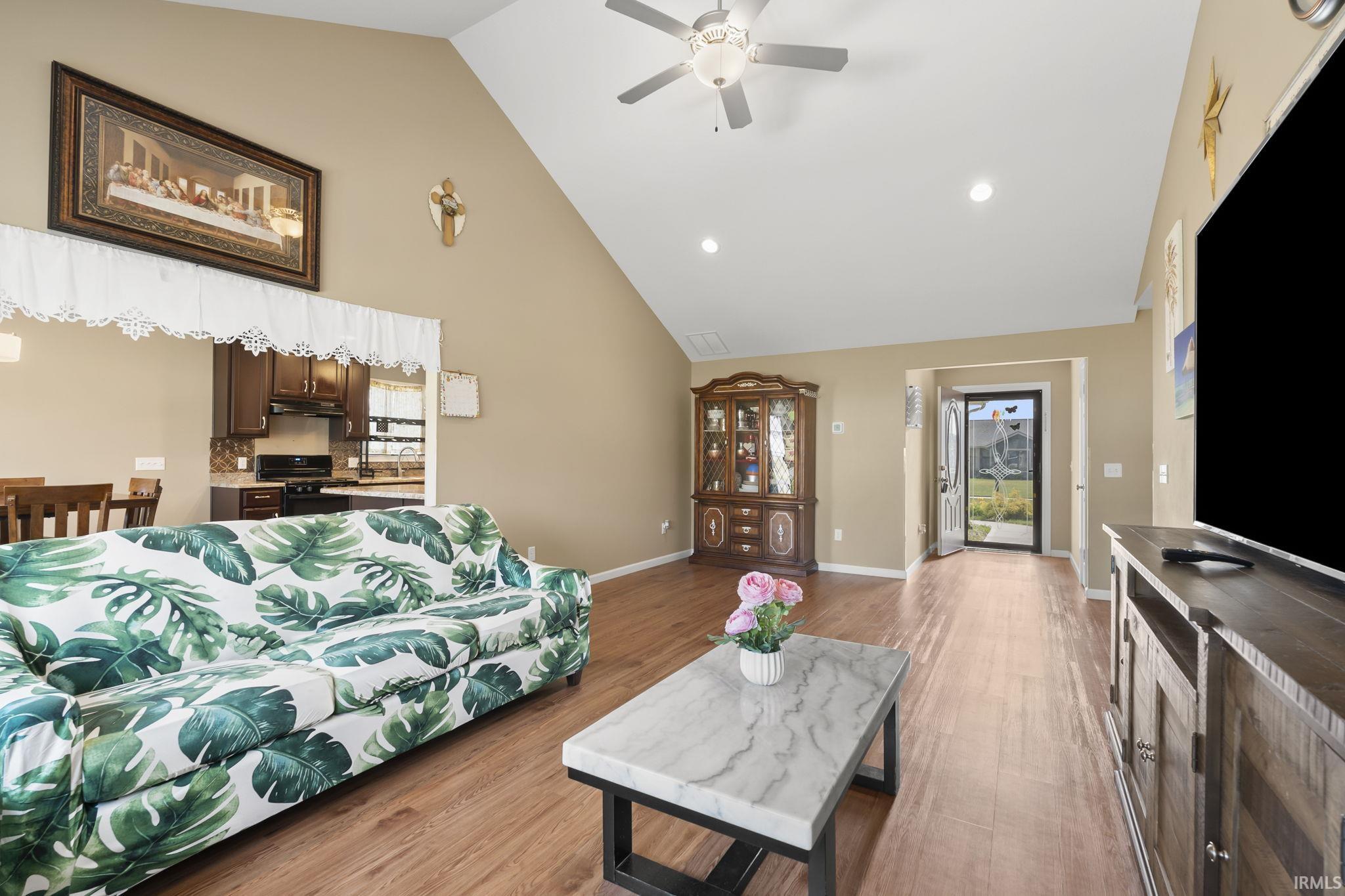 17225 Hudson