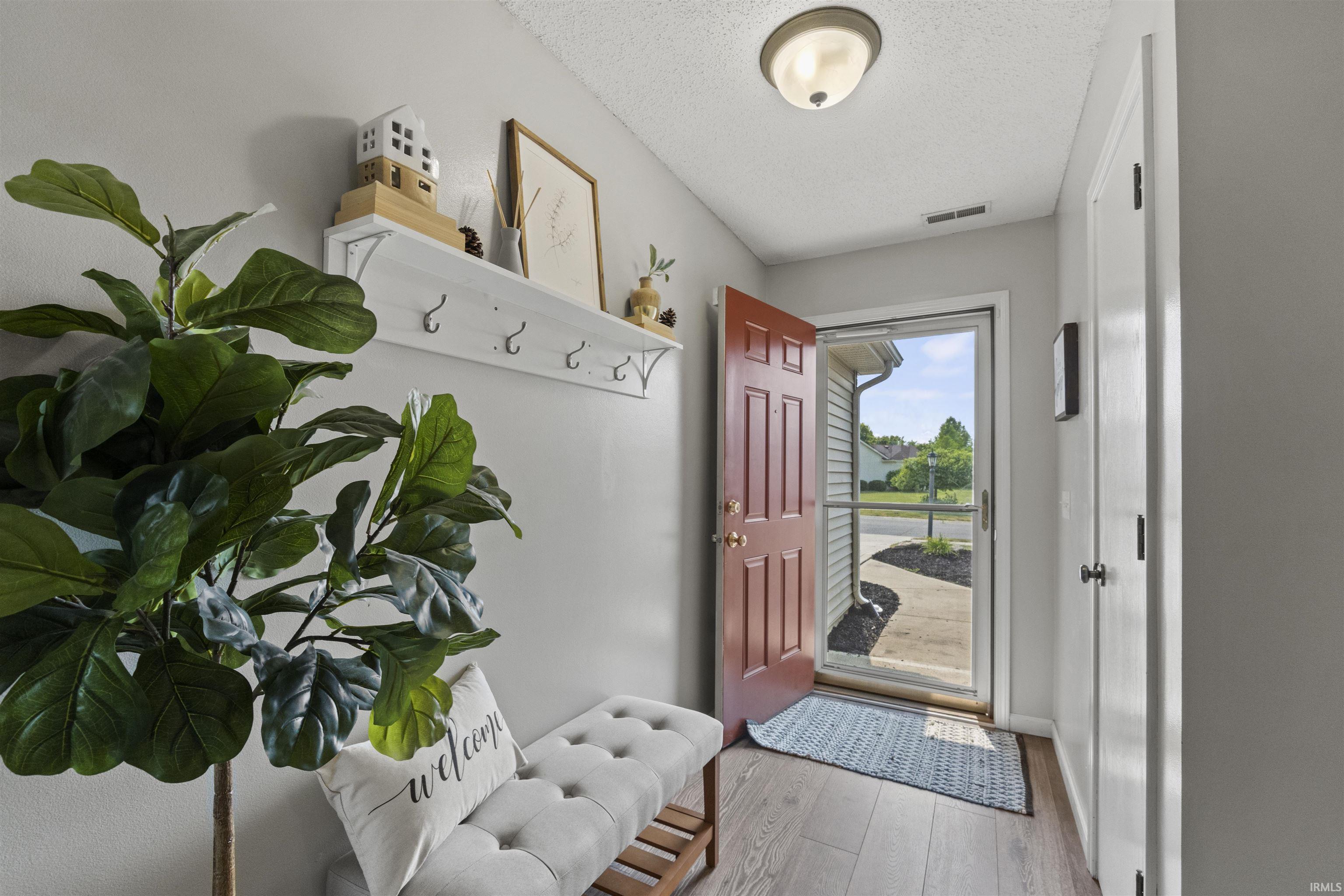 4461 Fenwick