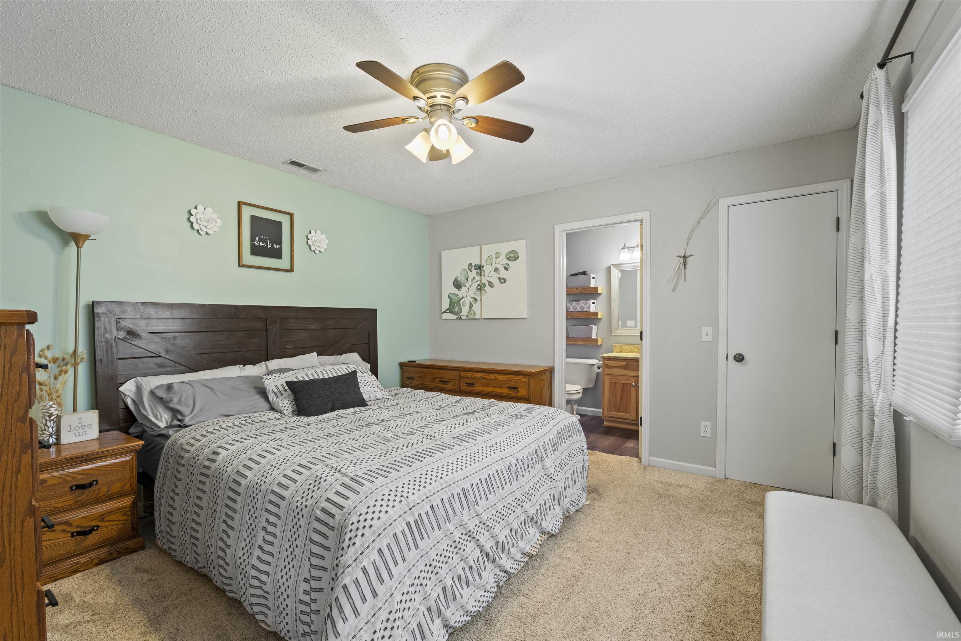 4461 Fenwick