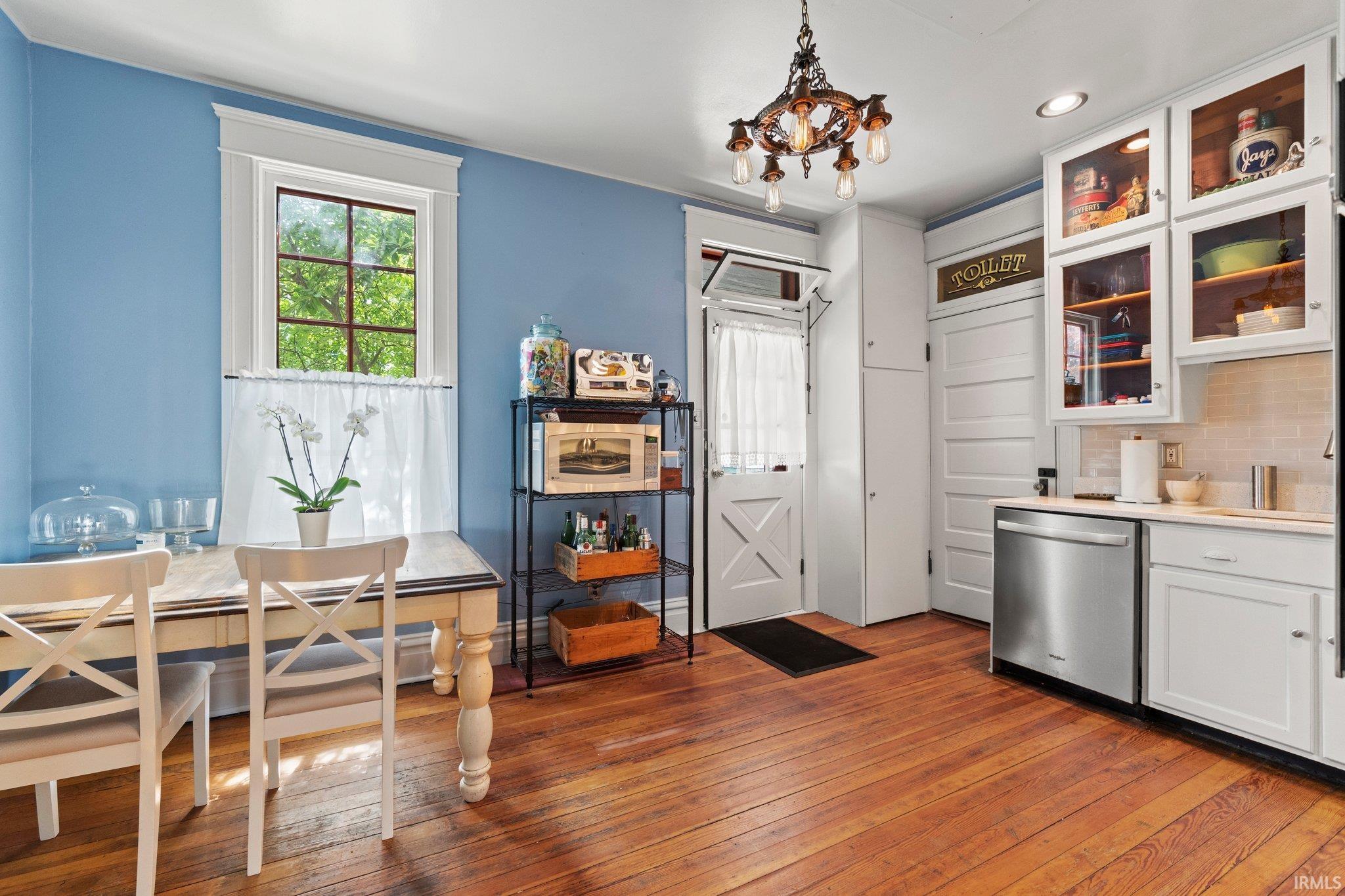 1701 Main