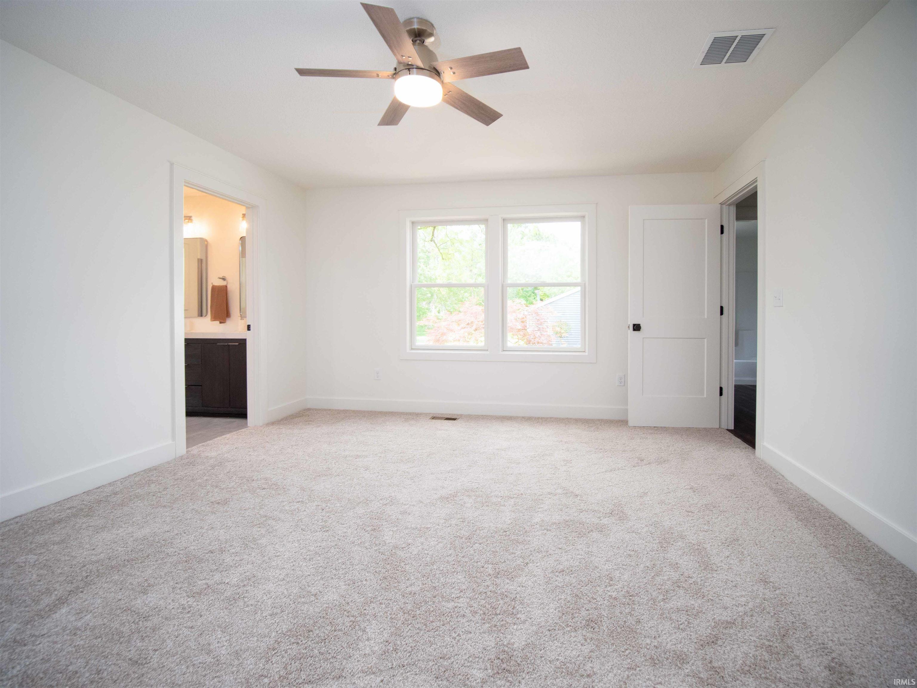 1720 Dell Cove