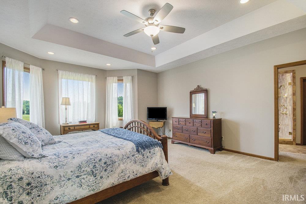 8173 Walnut
