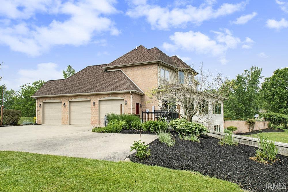 8173 Walnut