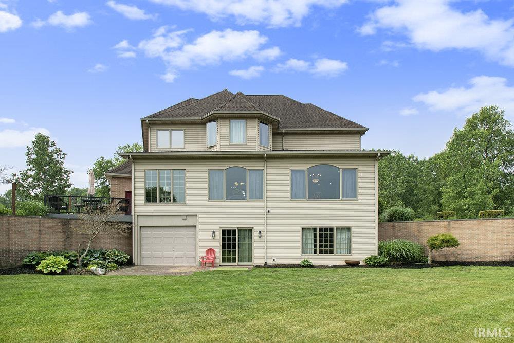 8173 Walnut