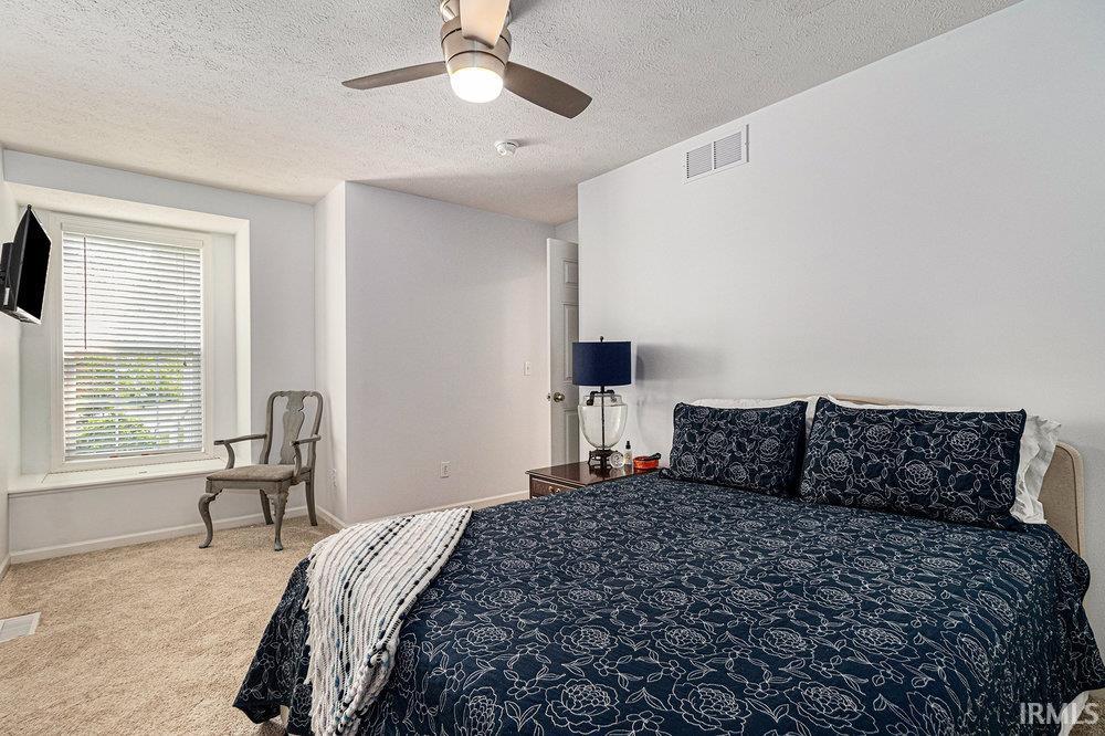 6815 Stewart
