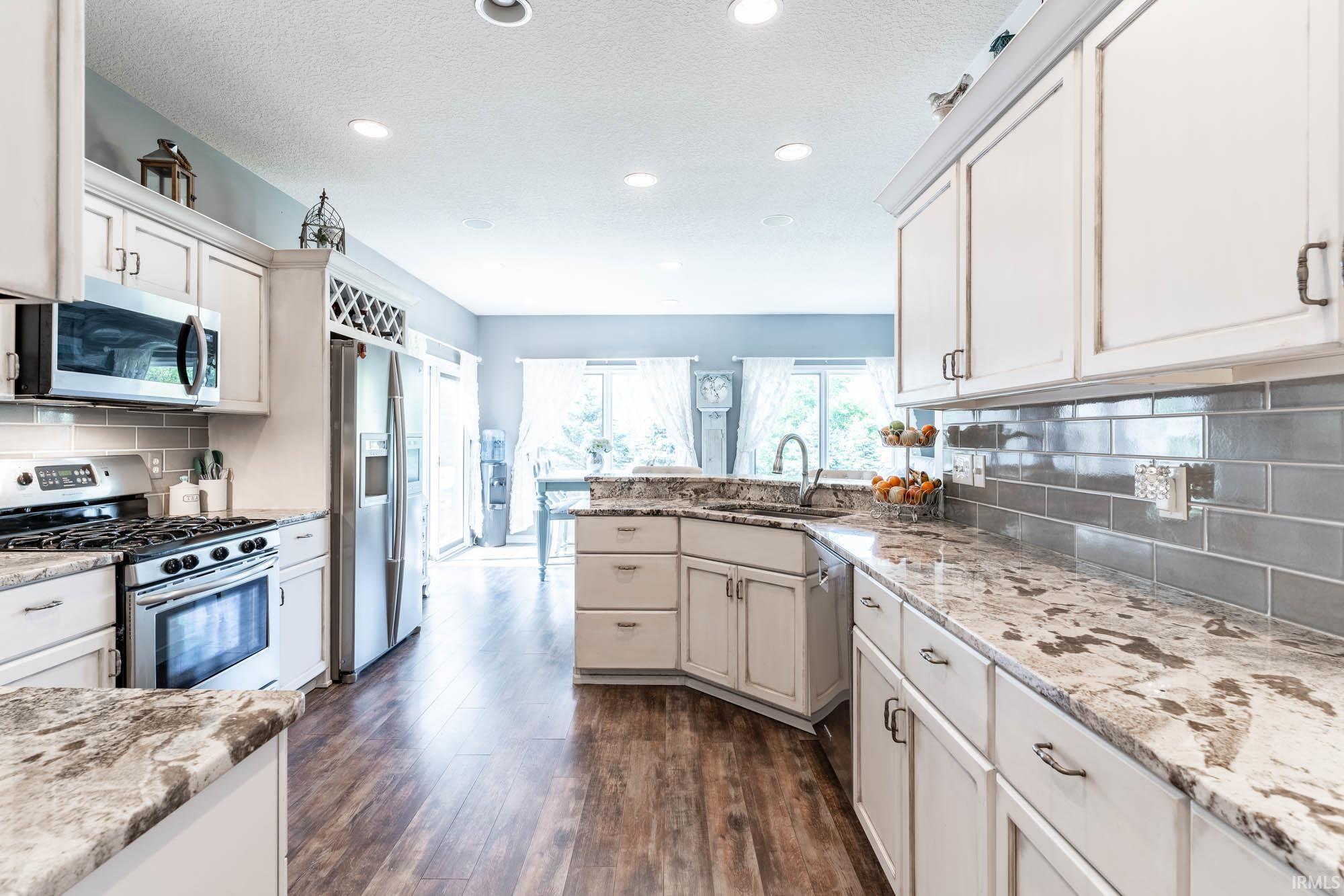 212 Creekside