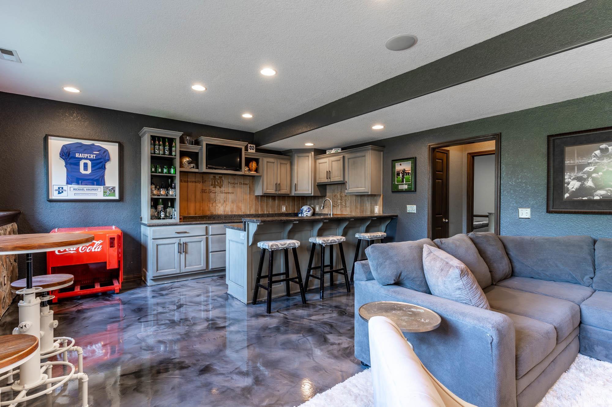 212 Creekside