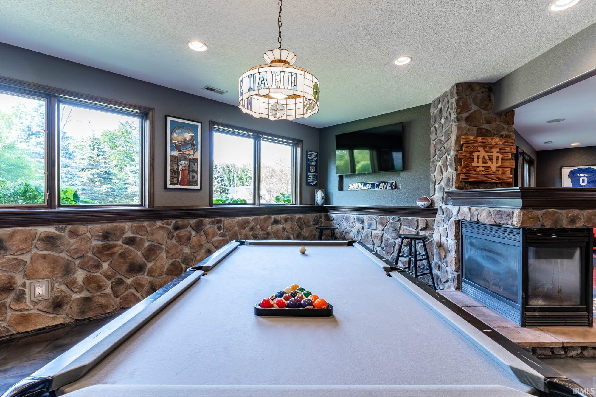 212 Creekside