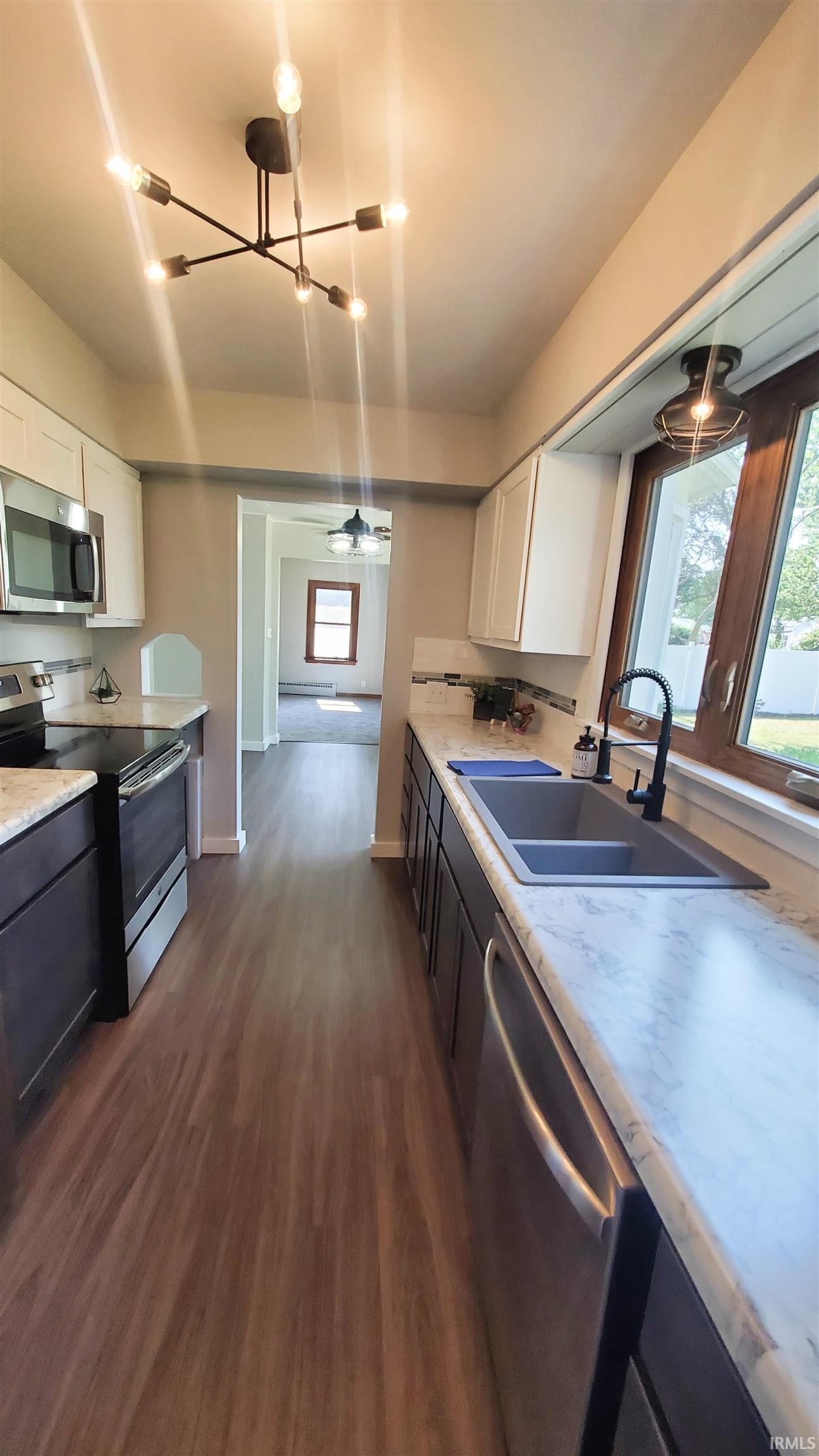 807 Ferndale