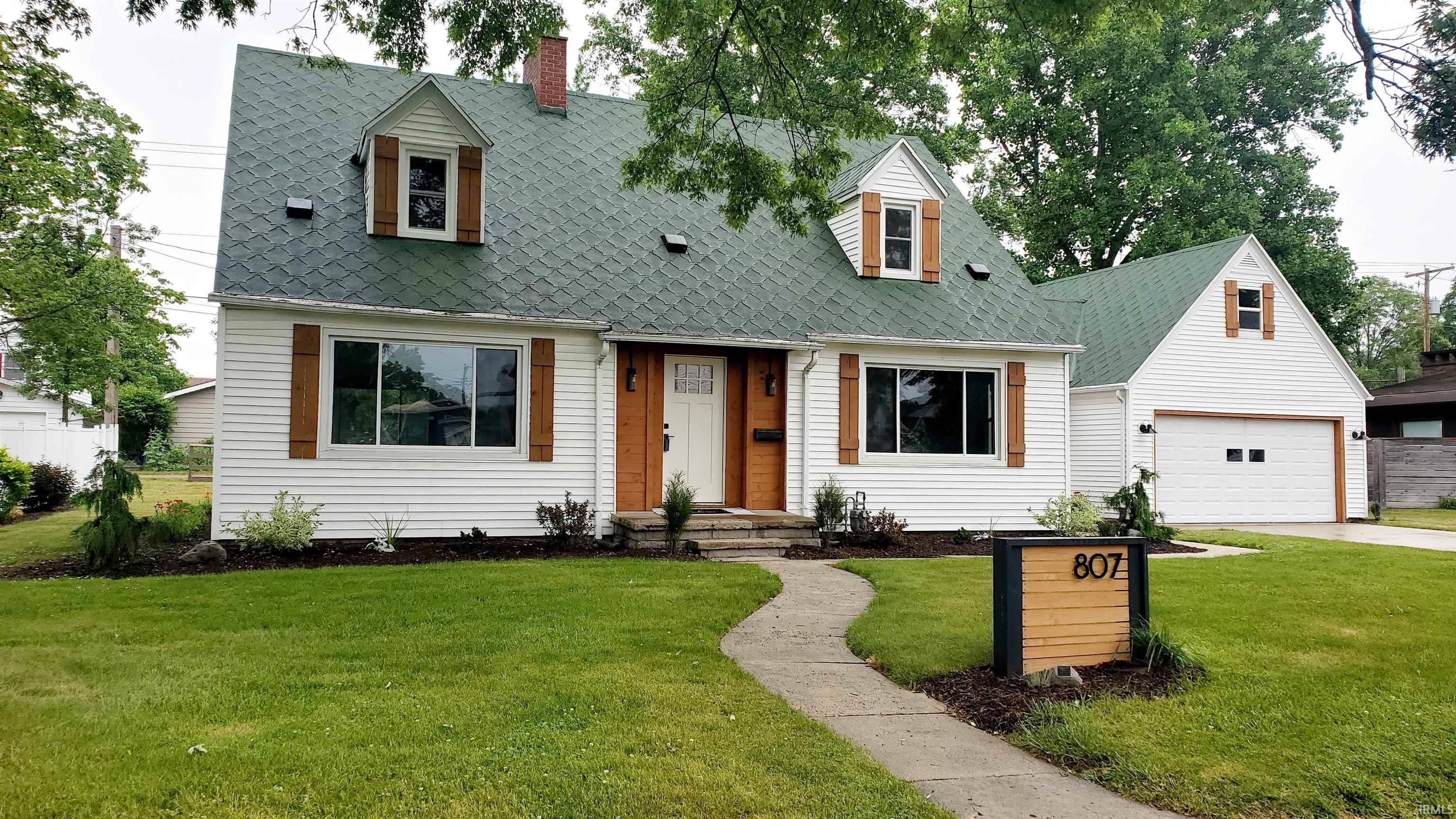 807 Ferndale