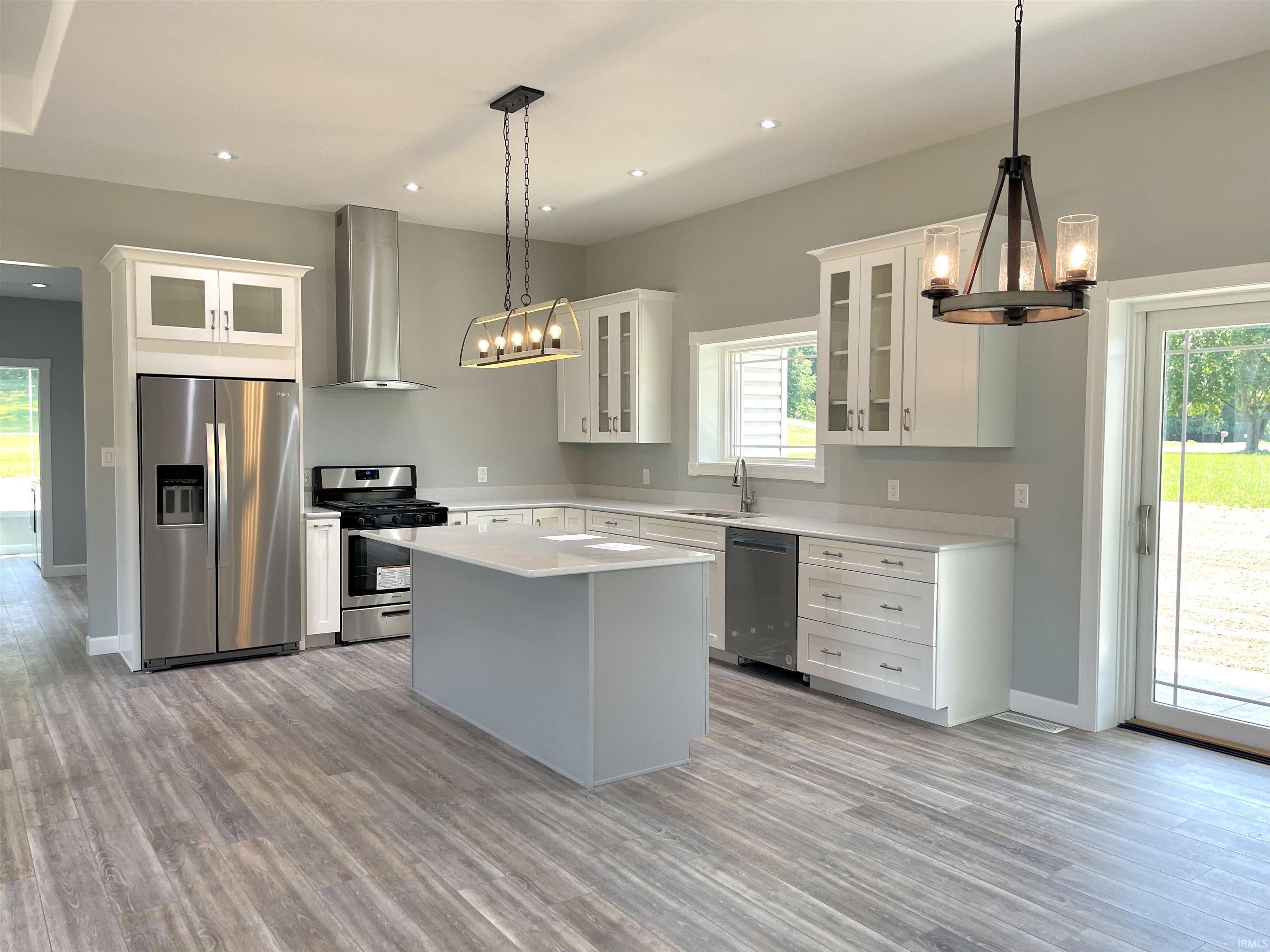 9553 Country Lane