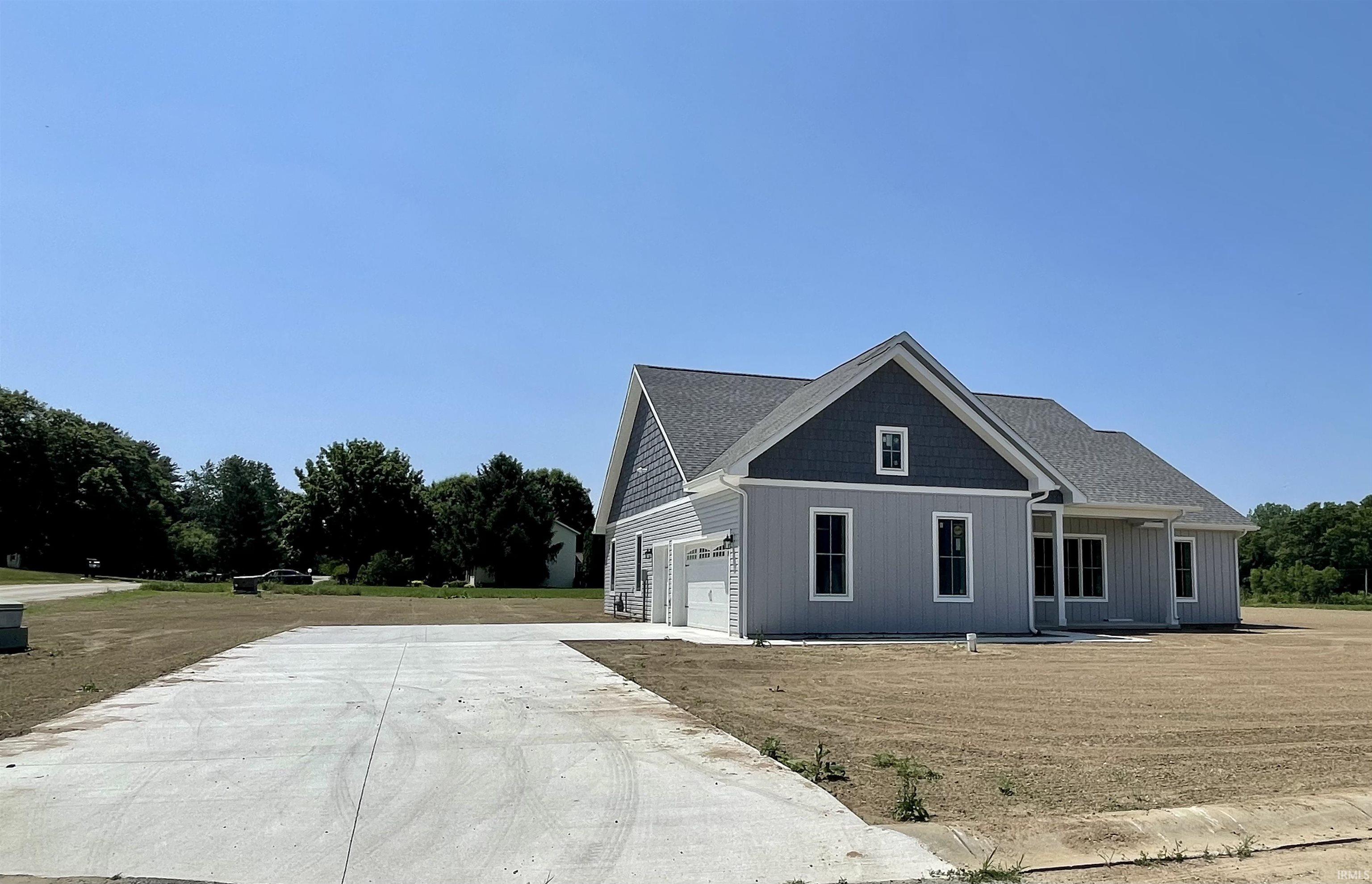 9553 Country Lane