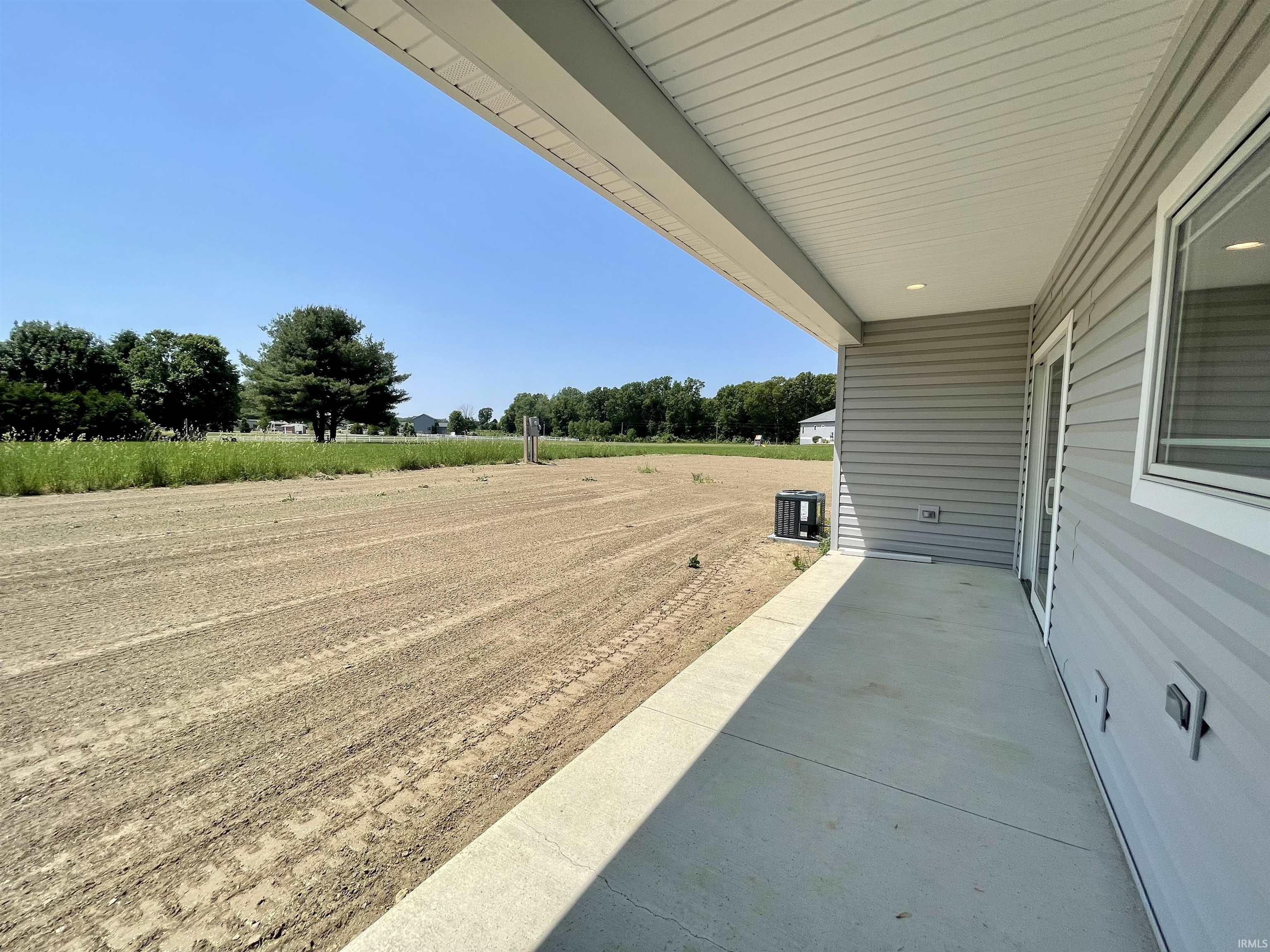 9553 Country Lane