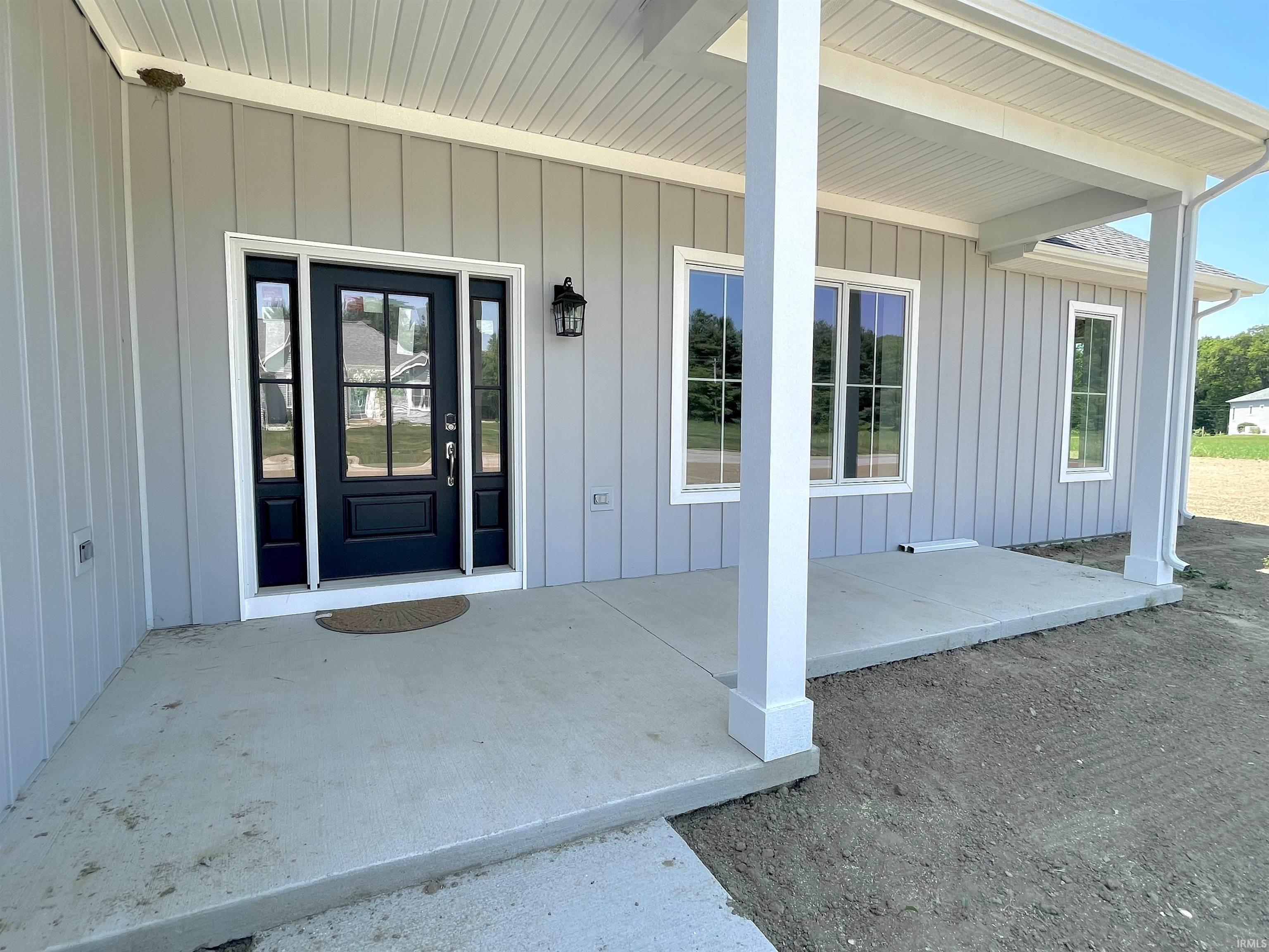 9553 Country Lane