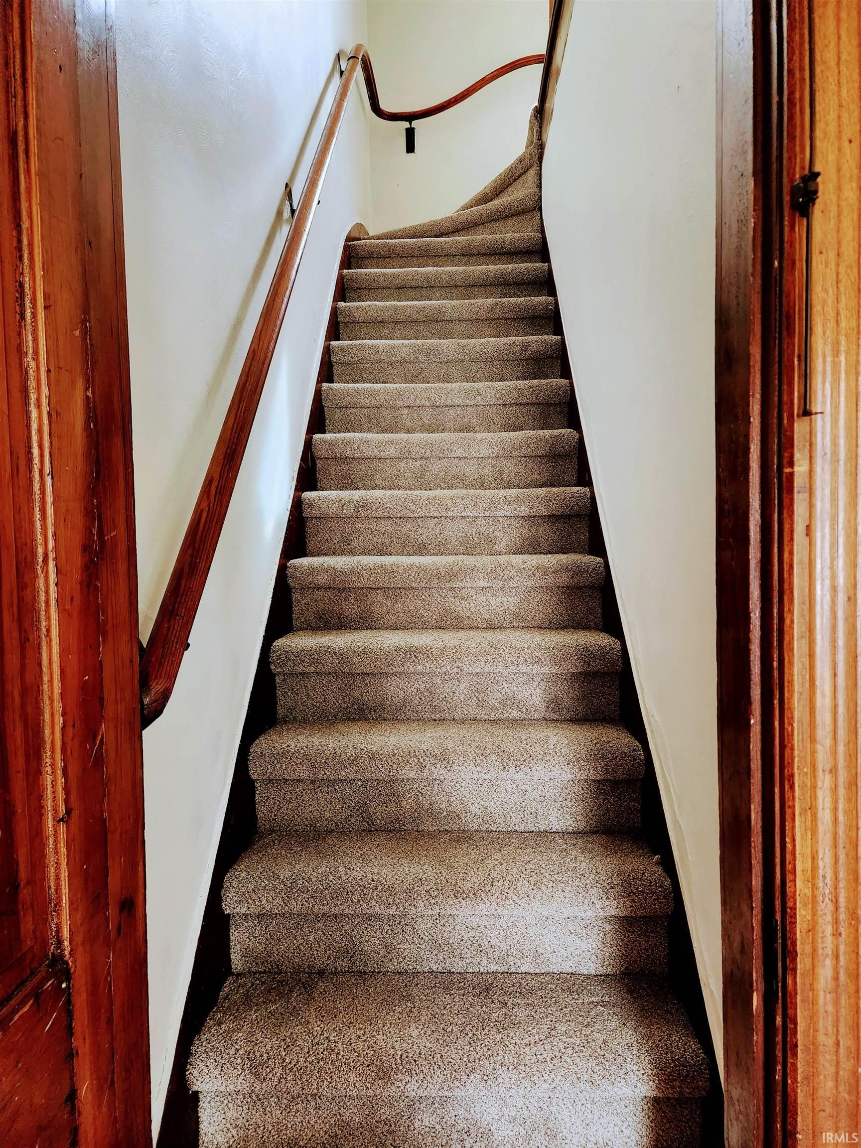 1121 Bell