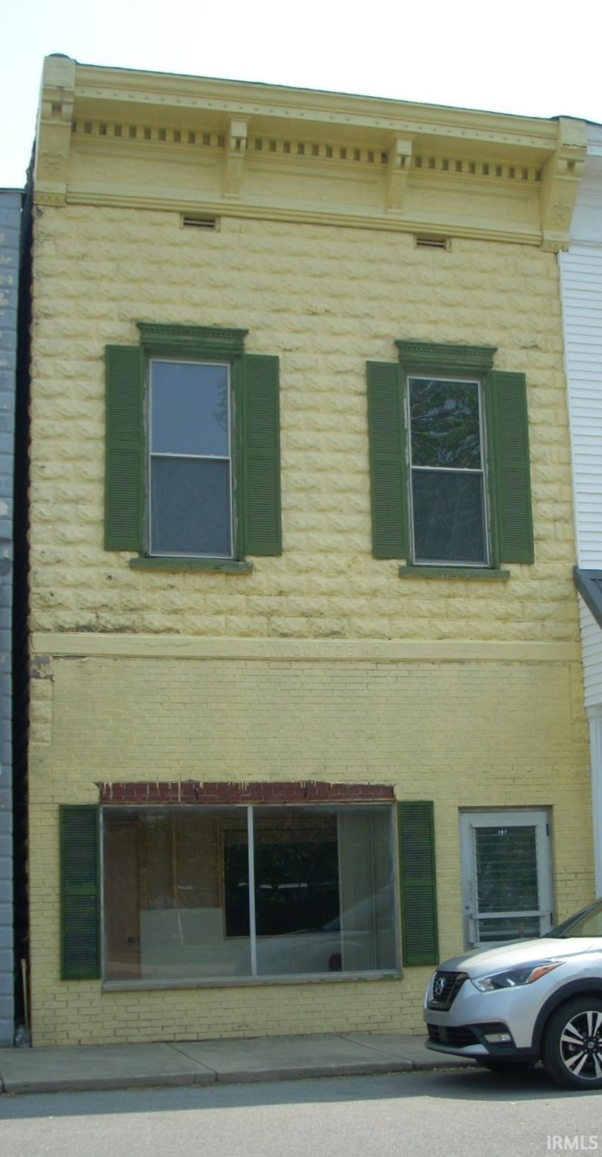 107 Walnut