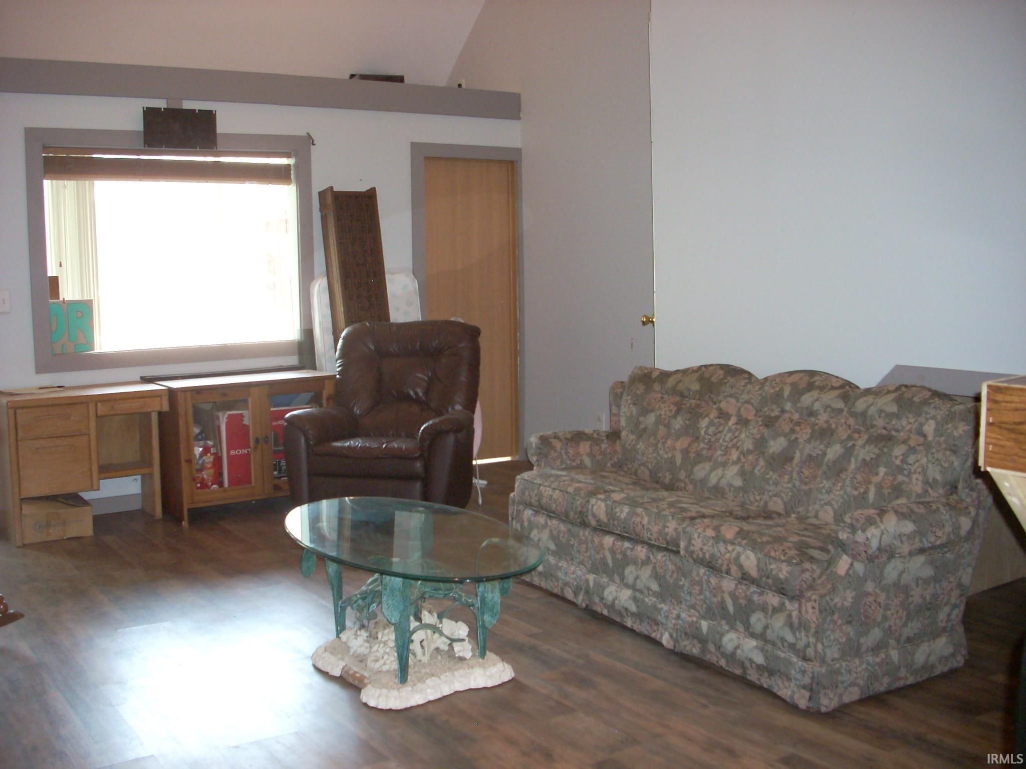 107 Walnut