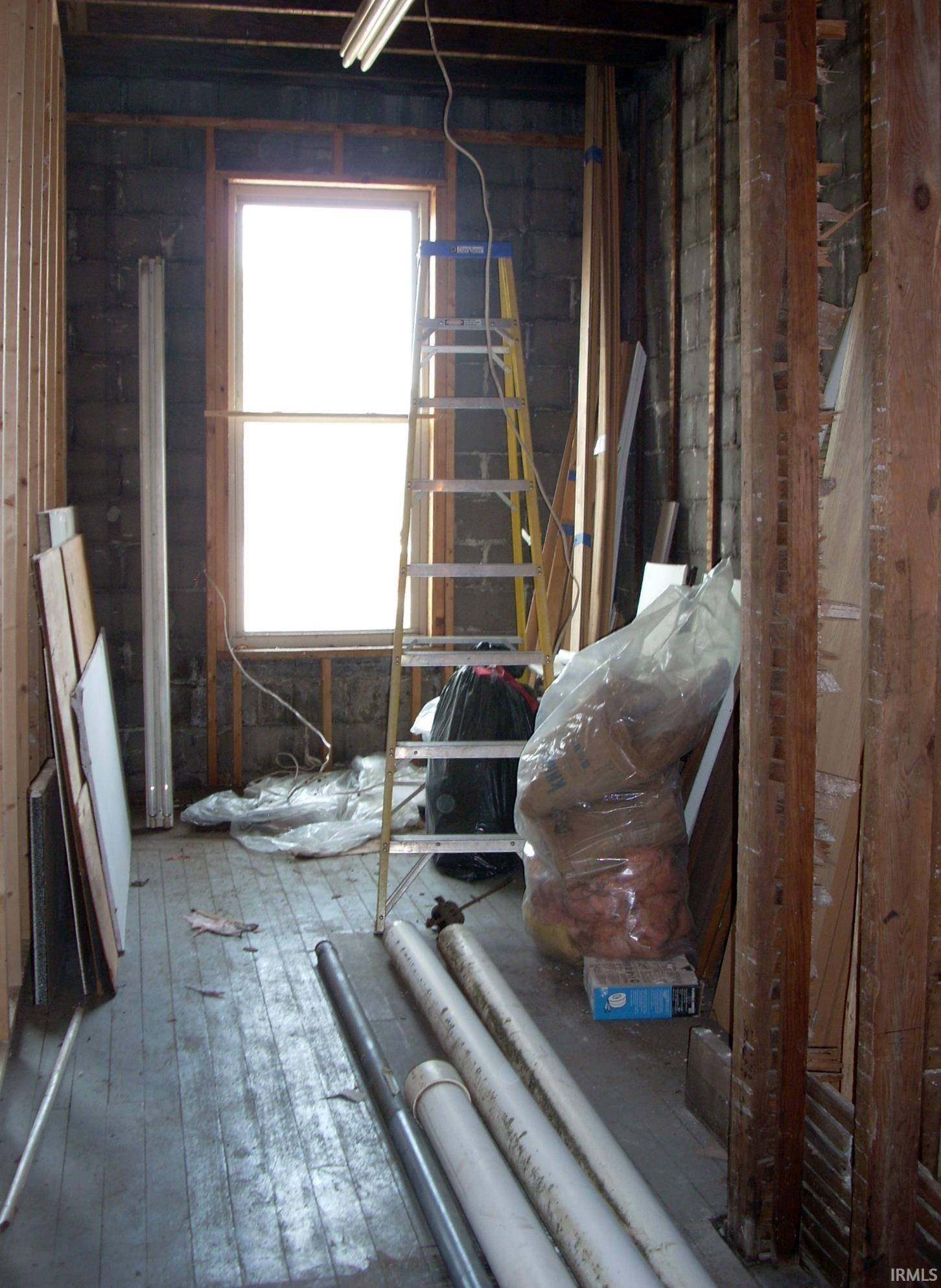107 Walnut