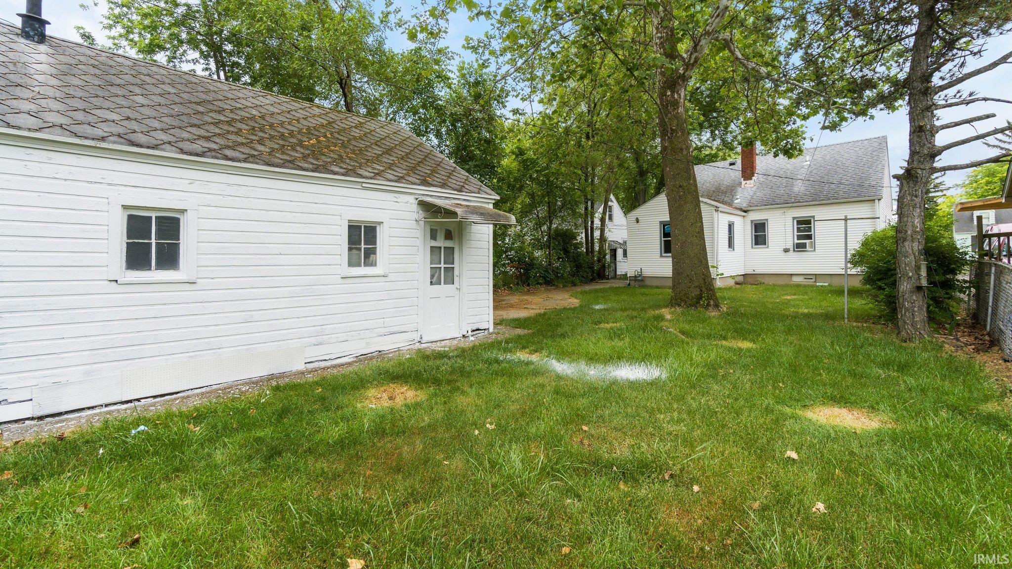 929 Milton
