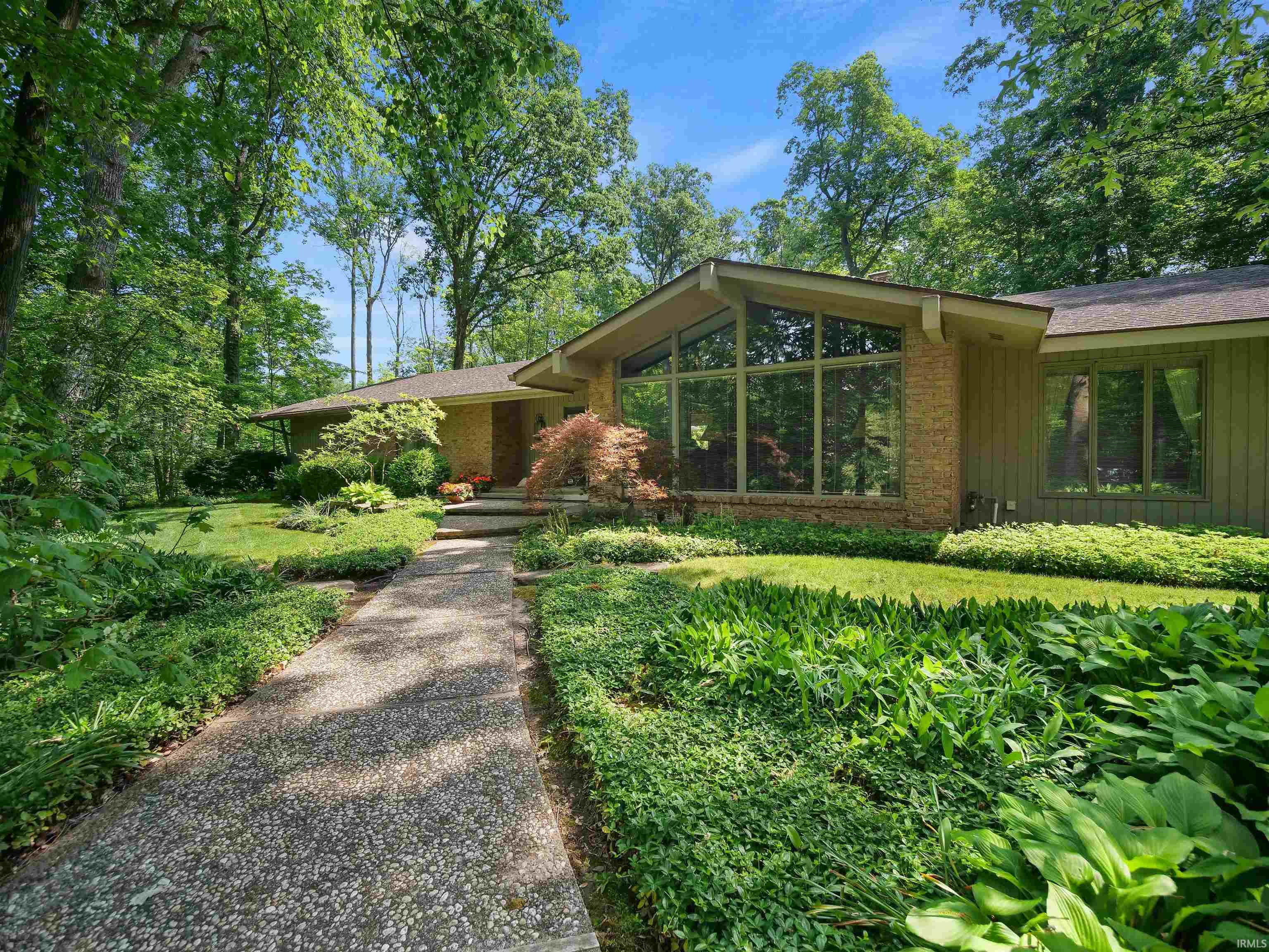 2815 Covington Lake