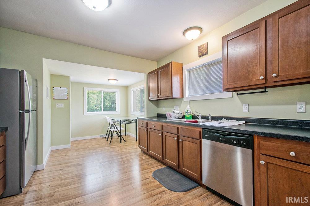 3405 Pleasant