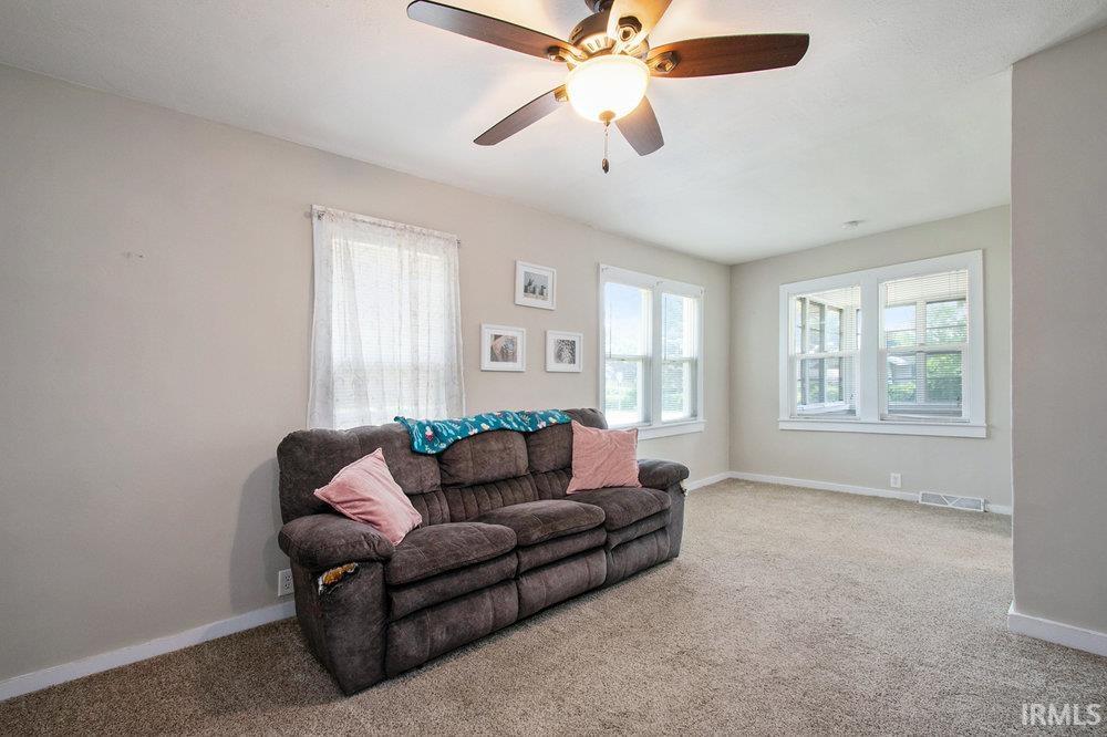 3405 Pleasant