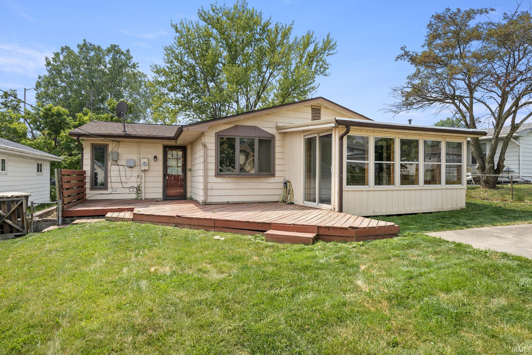 2606 Hobson