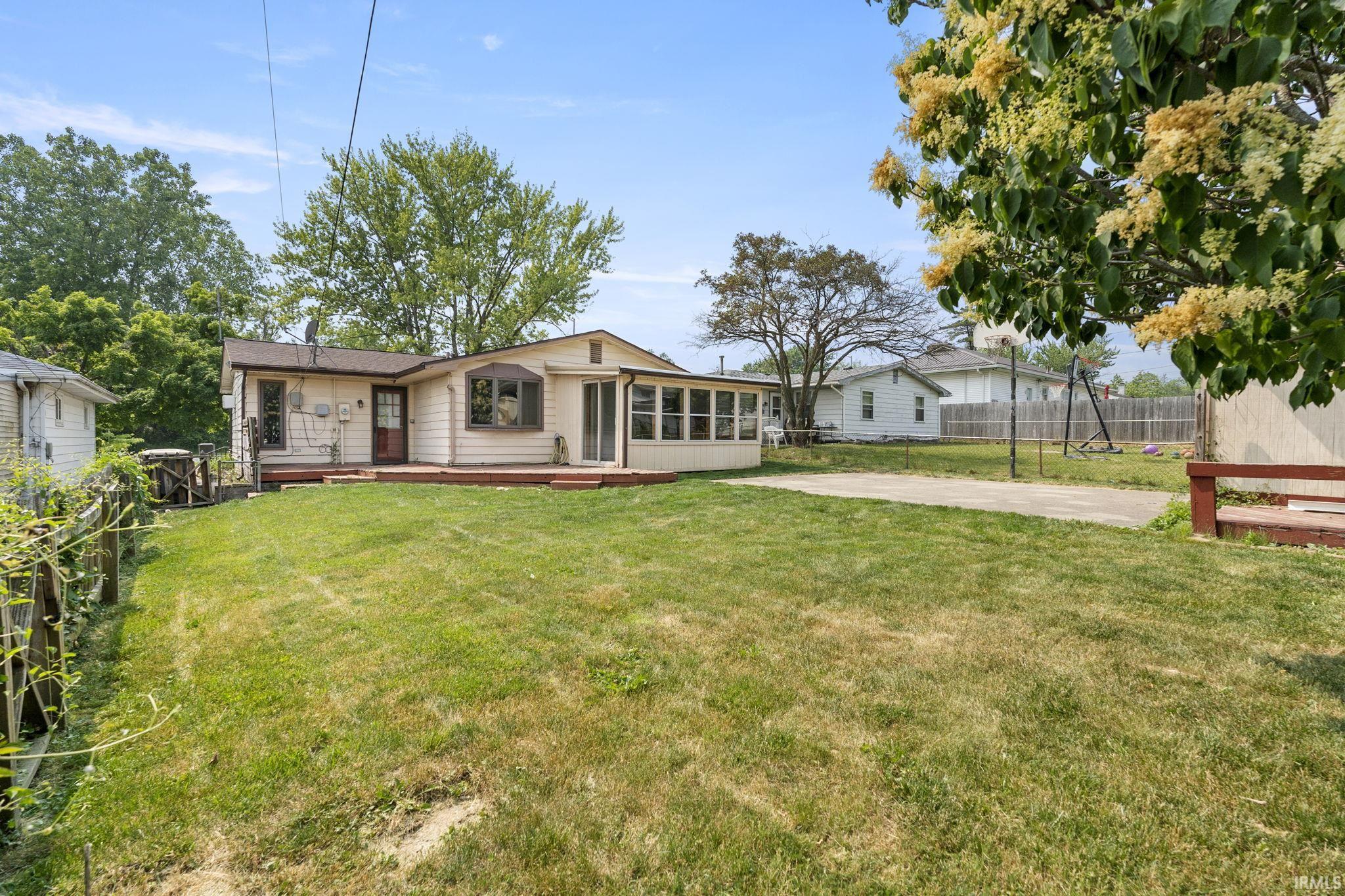 2606 Hobson