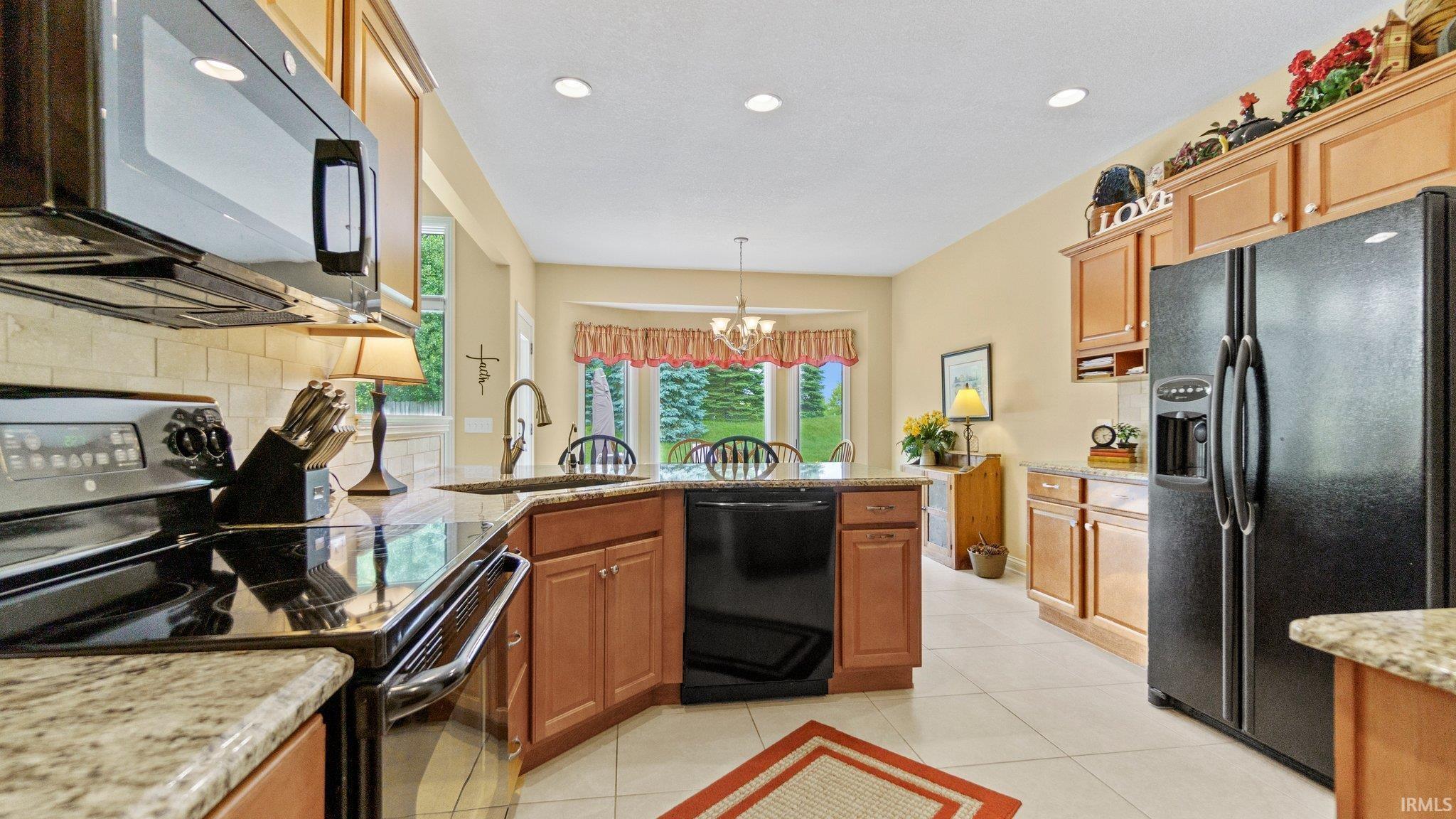 5817 Hemingway