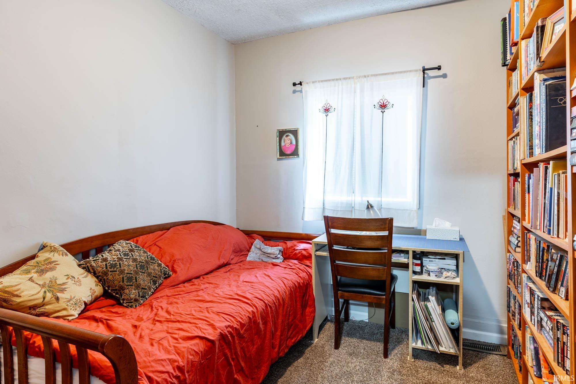 1502 Vance
